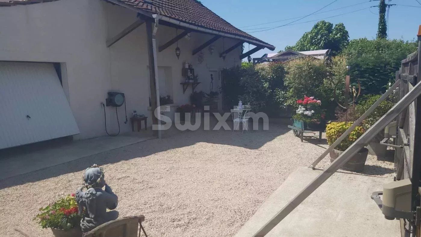 casa 5 Camere in vendita su Dole (39100)