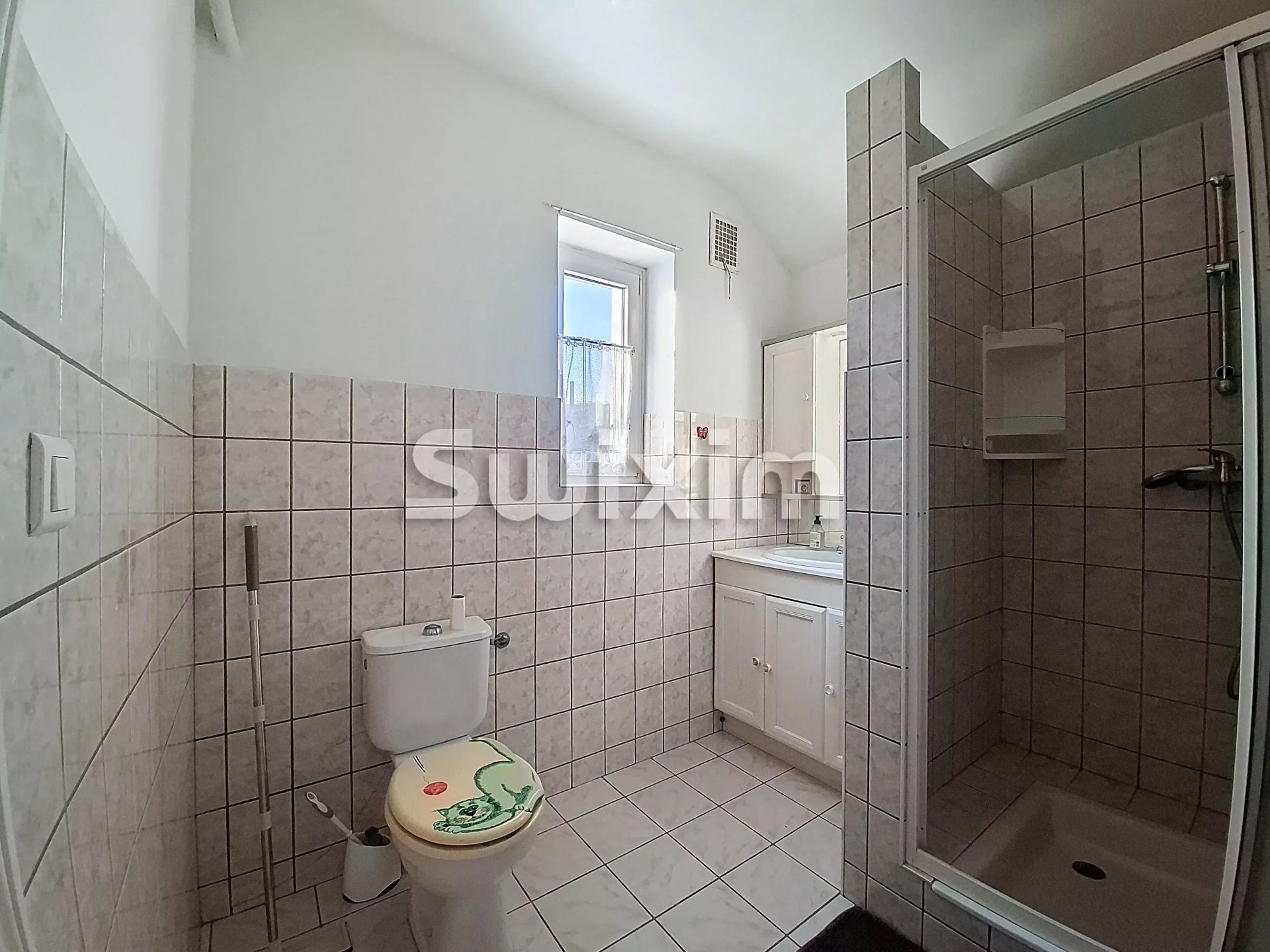 casa 5 Camere in vendita su Valserhône (01200)