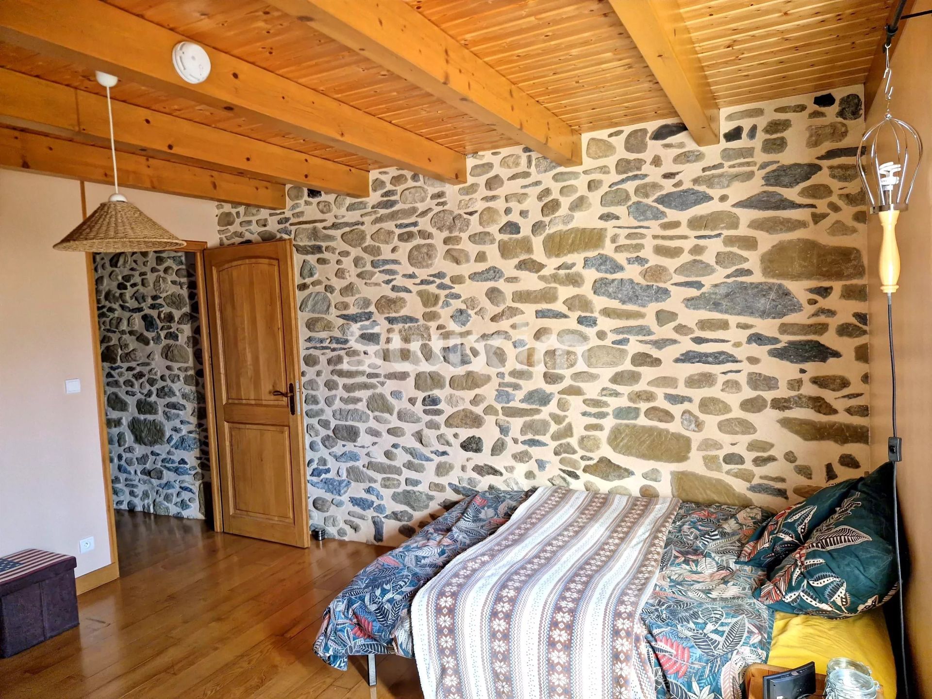 property 6 Rooms for sale on Thusy (74150)