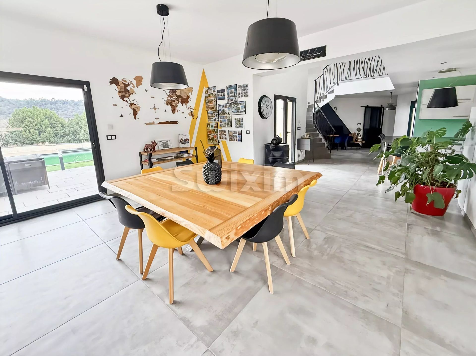 casa 6 Camere in vendita su La Garde-Adhémar (26700)
