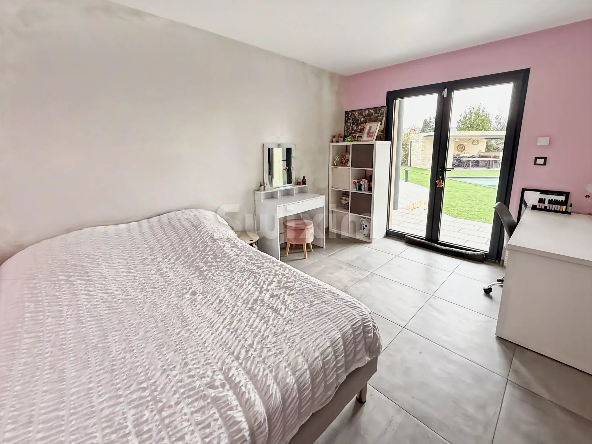 casa 6 Camere in vendita su La Garde-Adhémar (26700)