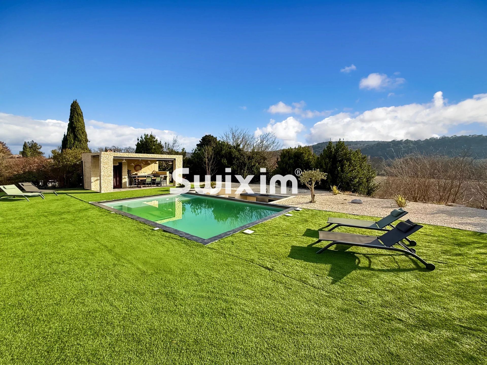 casa 6 Camere in vendita su La Garde-Adhémar (26700)