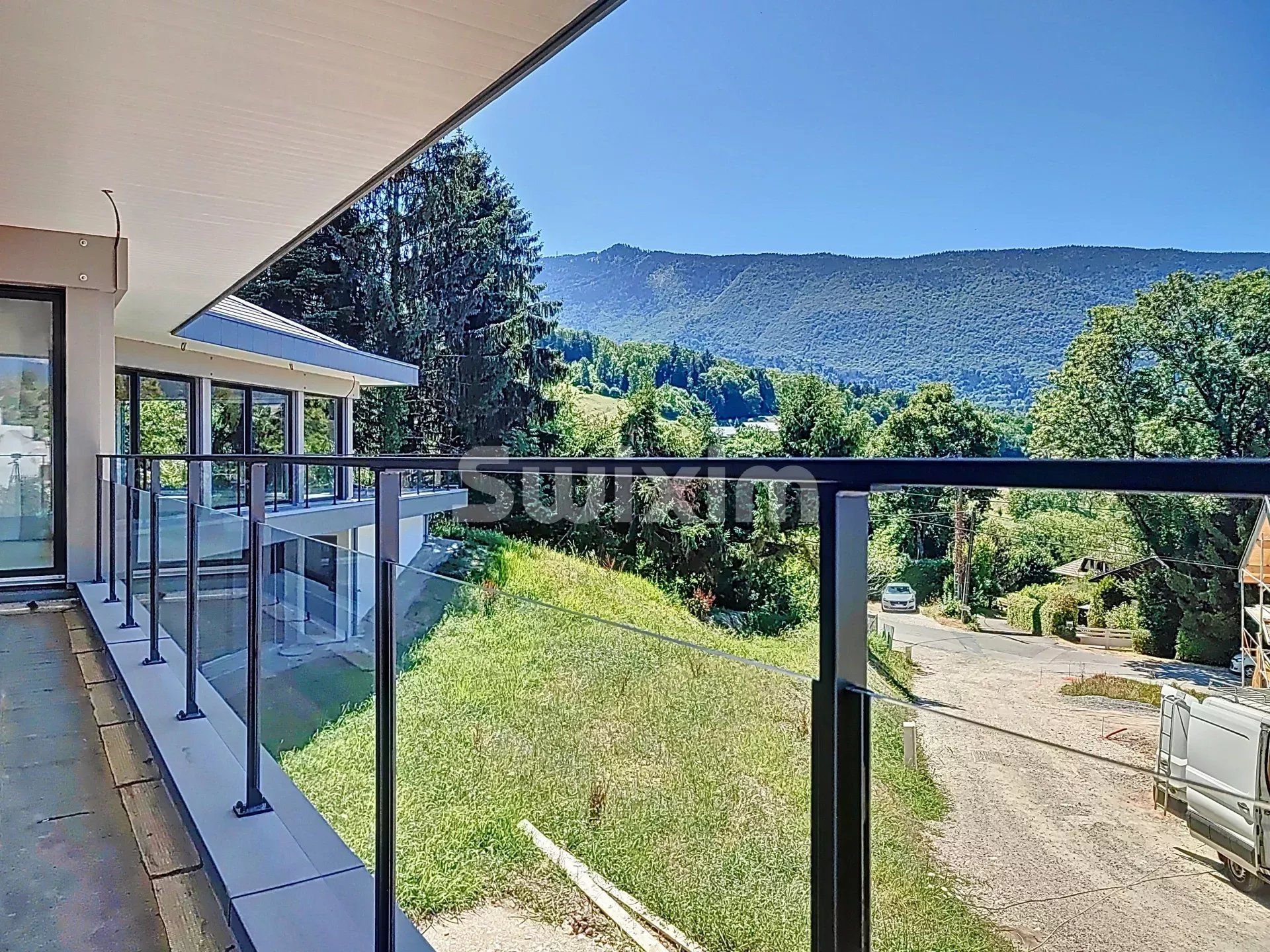 house 7 Rooms for sale on Saint-Jorioz (74410)