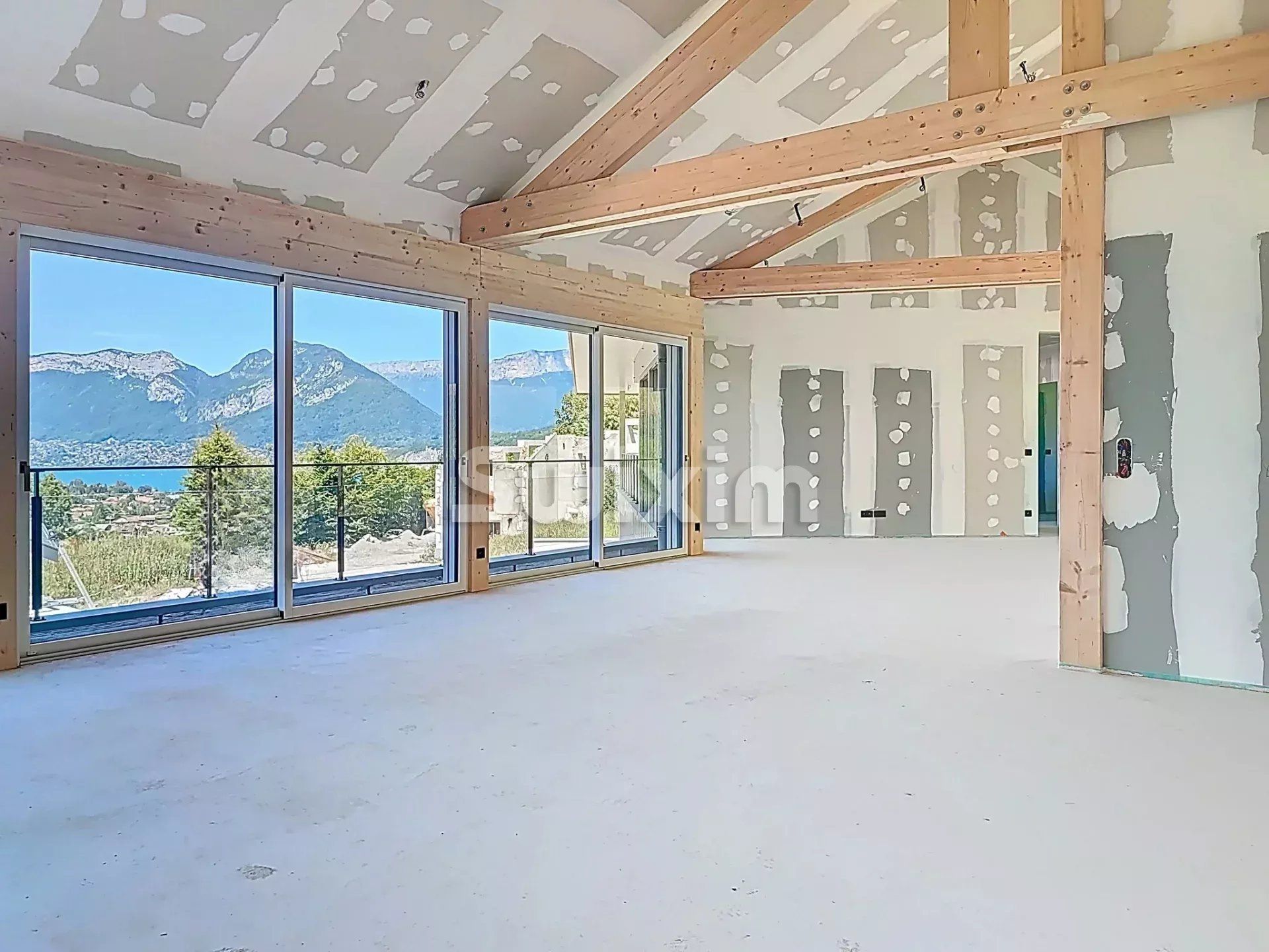 house 7 Rooms for sale on Saint-Jorioz (74410)