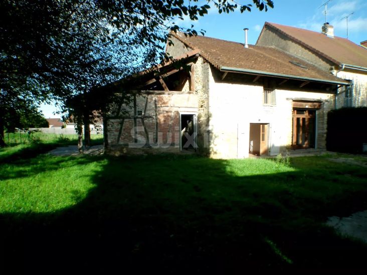 Vente Maison Lons-le-Saunier 6&nbsp;Pièces 158&nbsp;m²