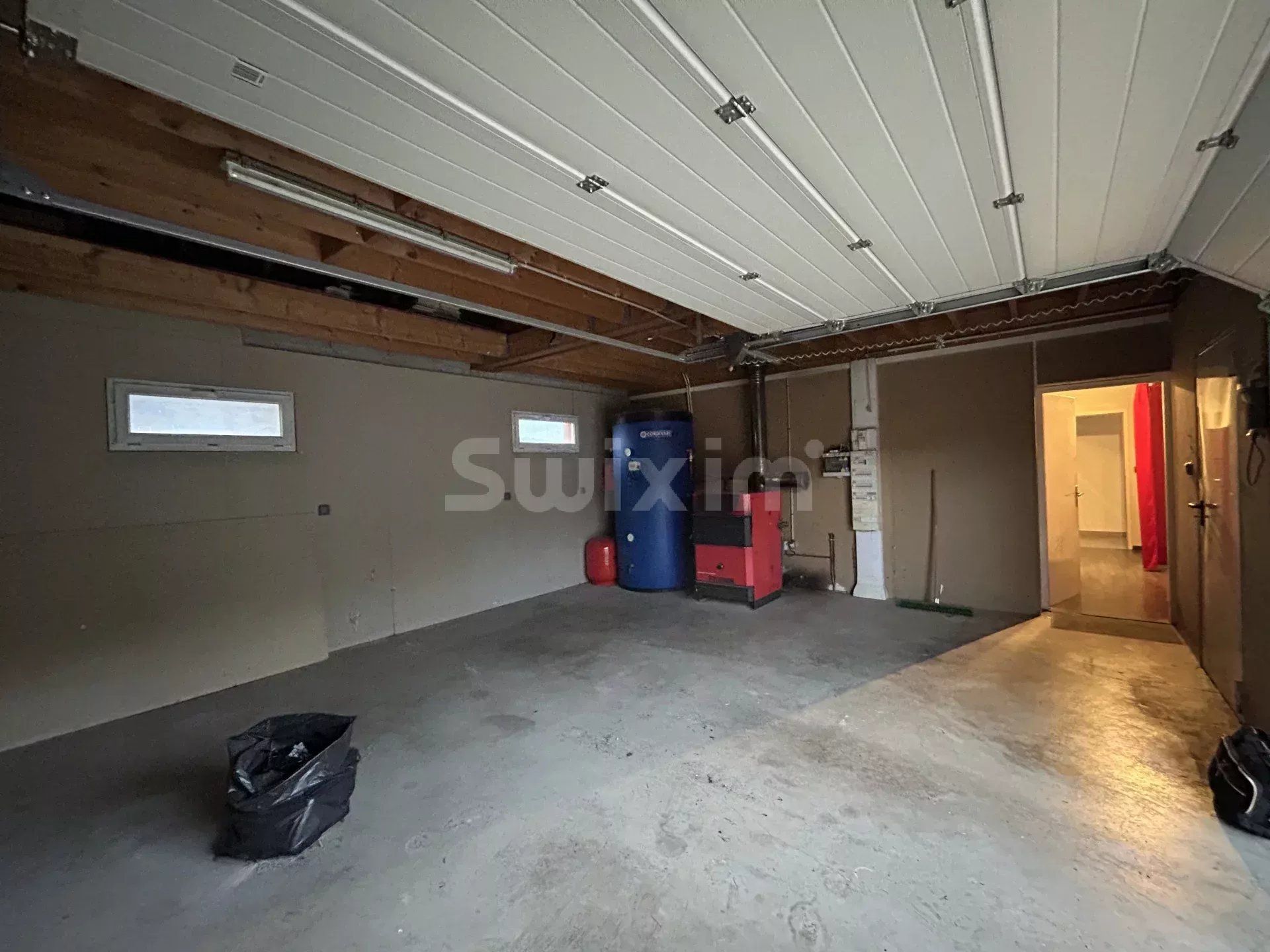 casa 5 Camere in vendita su Lons-le-Saunier (39000)