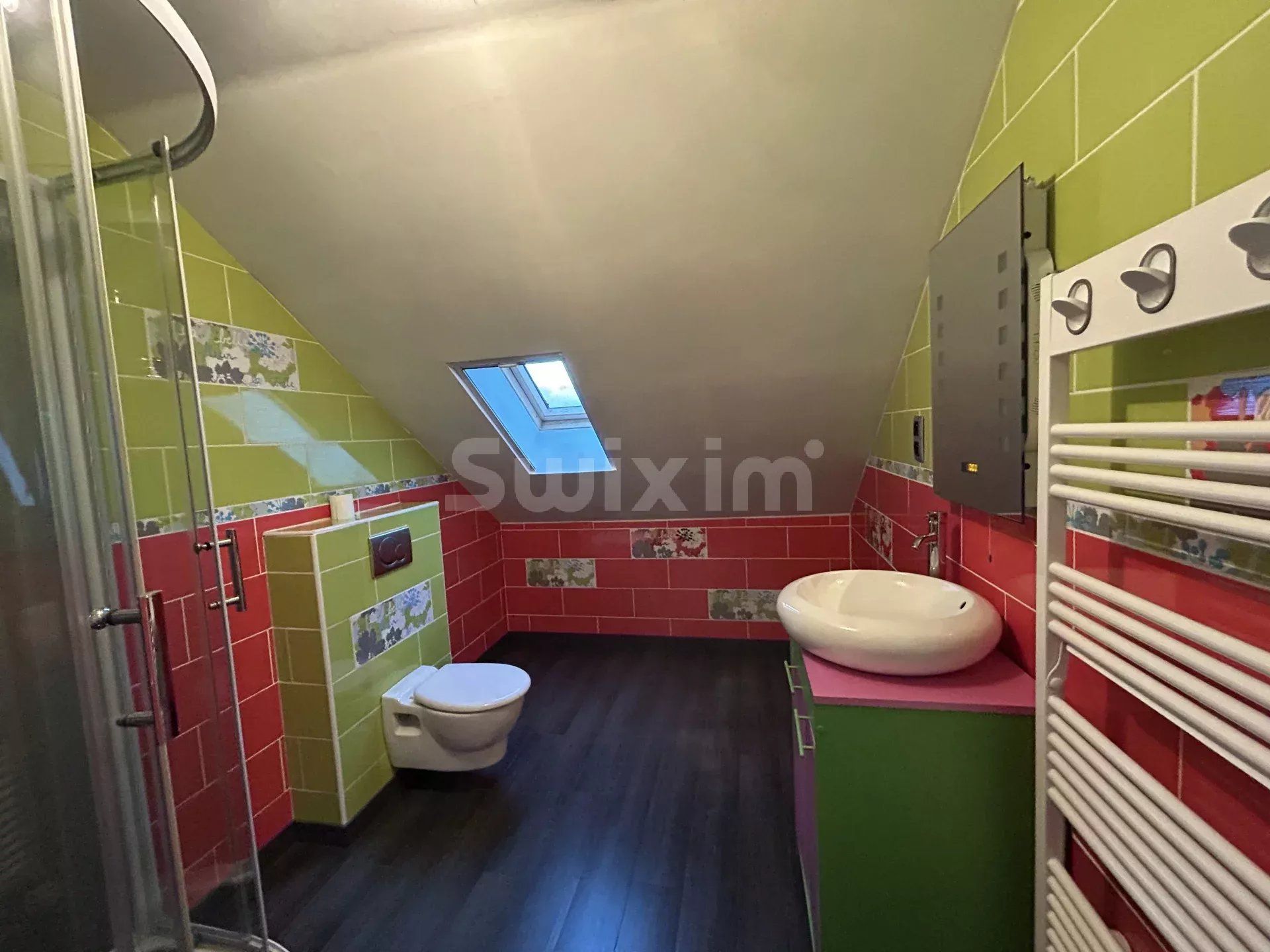 casa 5 Camere in vendita su Lons-le-Saunier (39000)