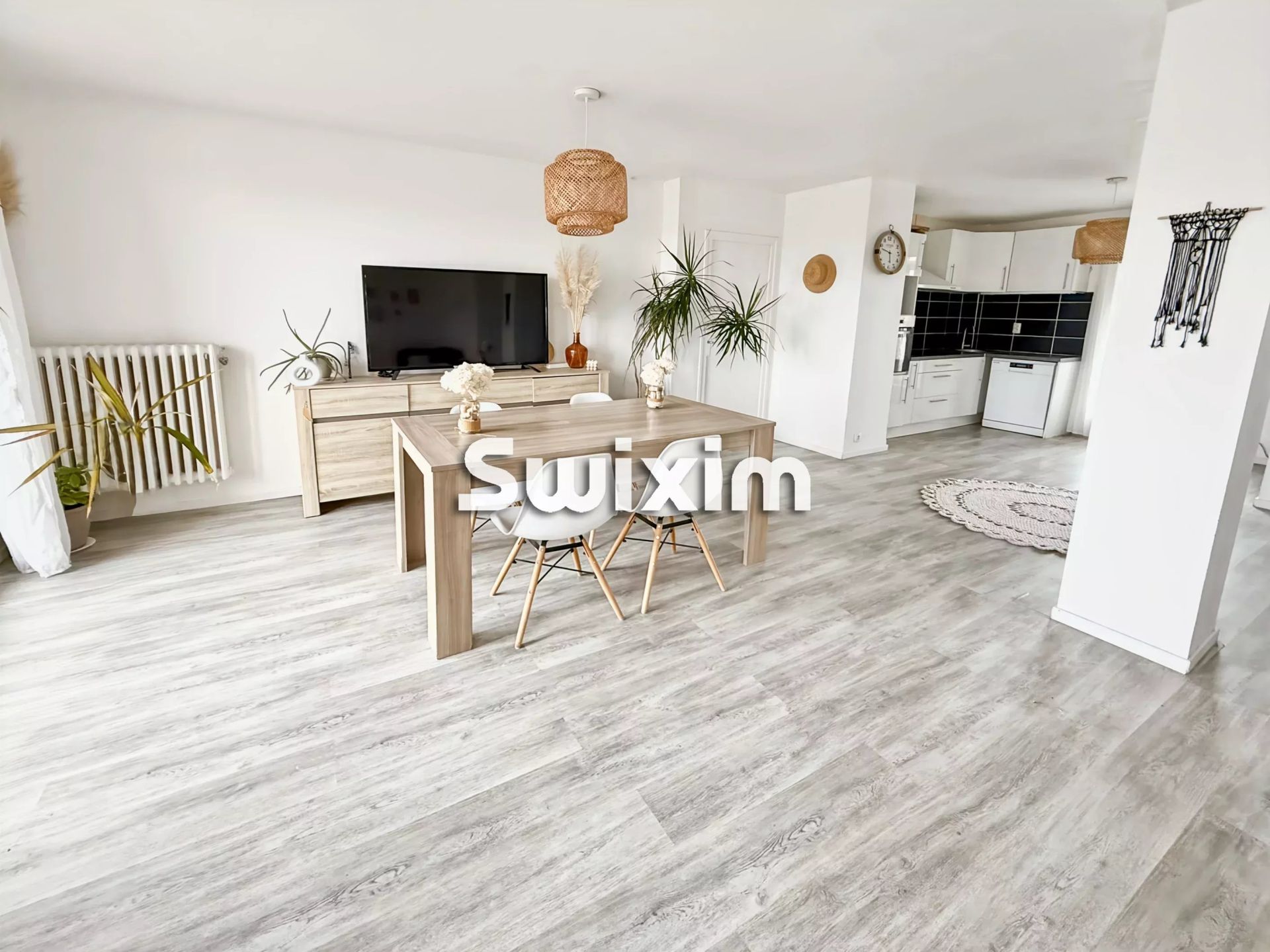 appartement 5 Pièces en vente sur Bourg-Saint-Andéol (07700)