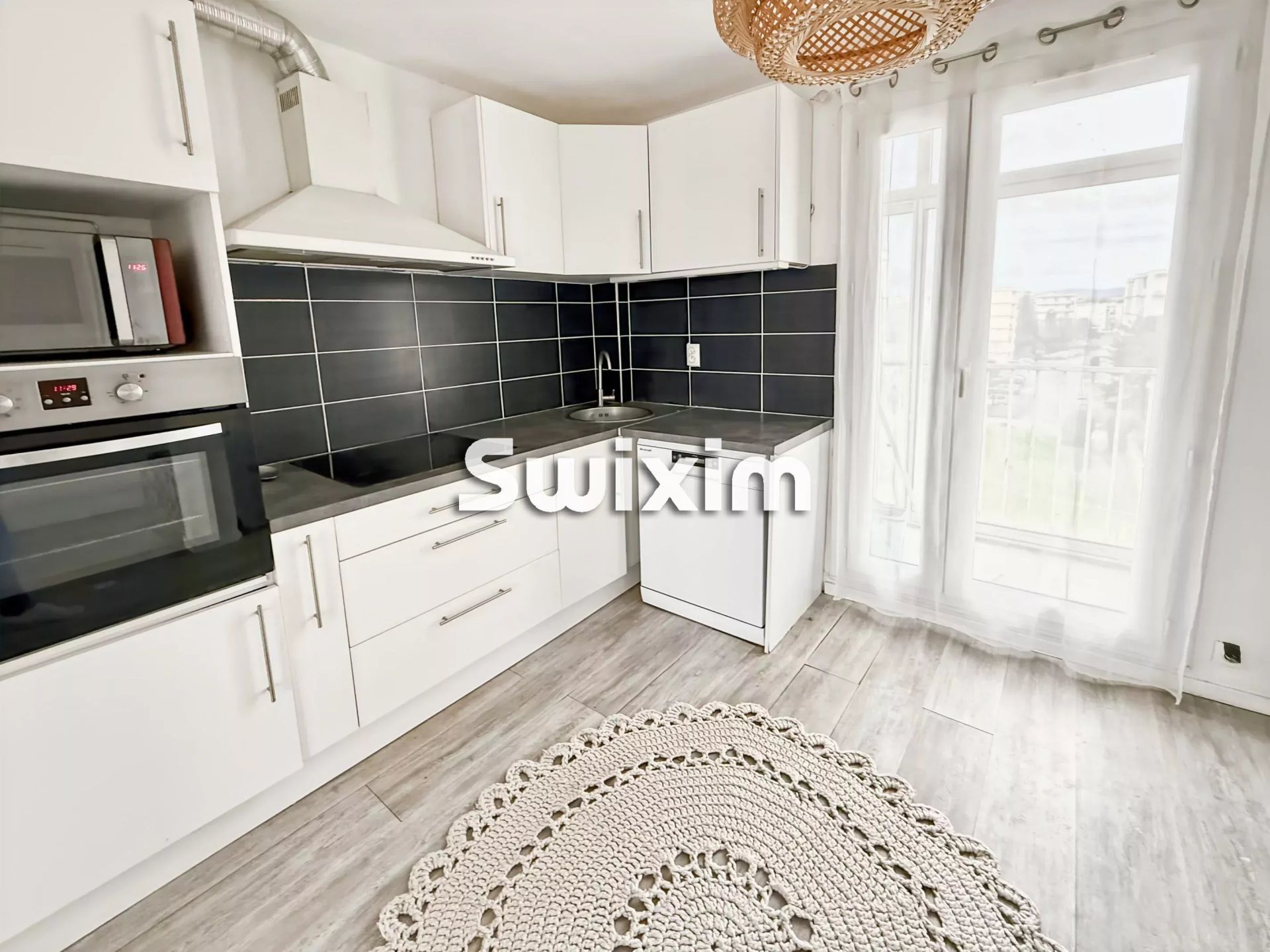 appartement 5 Pièces en vente sur Bourg-Saint-Andéol (07700)