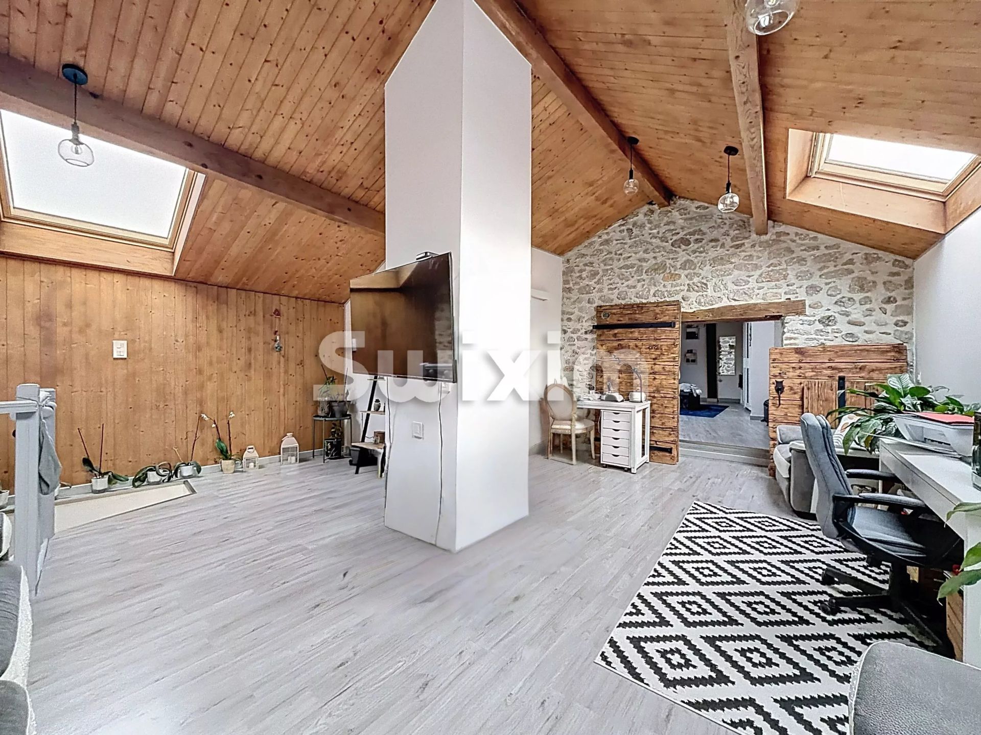 maison 5 Pièces en vente sur Prévessin-Moëns (01280)