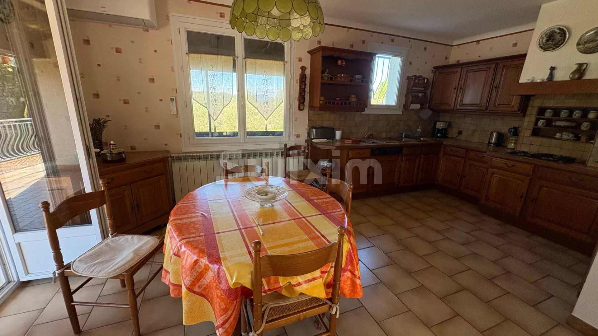 casa 6 Camere in vendita su Mons (30340)