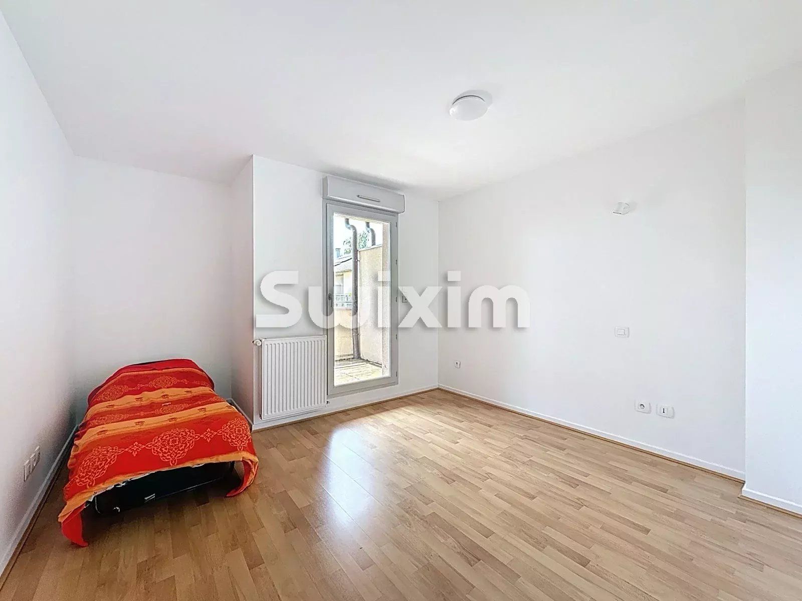 casa 5 Camere in affitto su Prévessin-Moëns (01280)