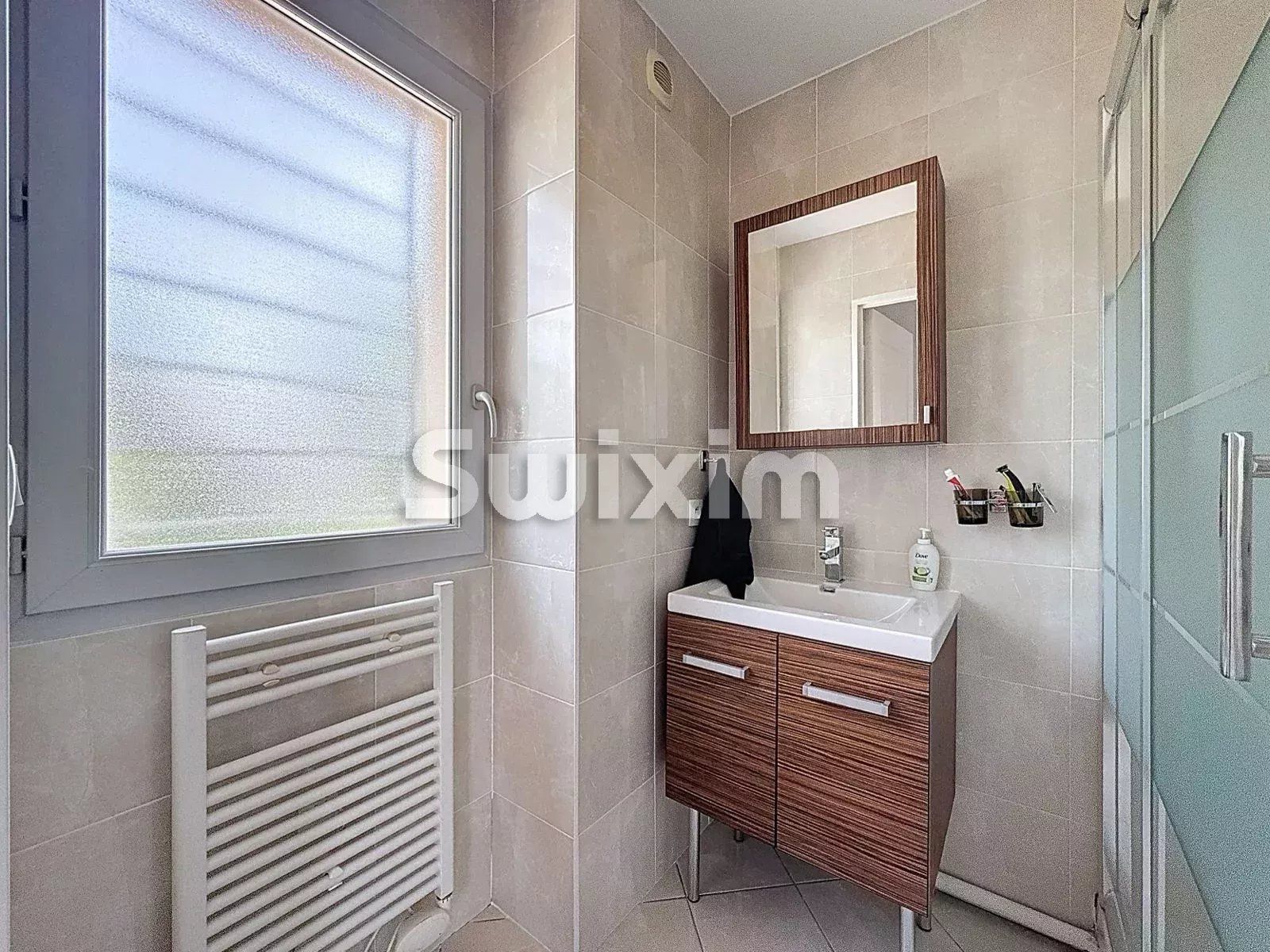 casa 5 Camere in affitto su Prévessin-Moëns (01280)