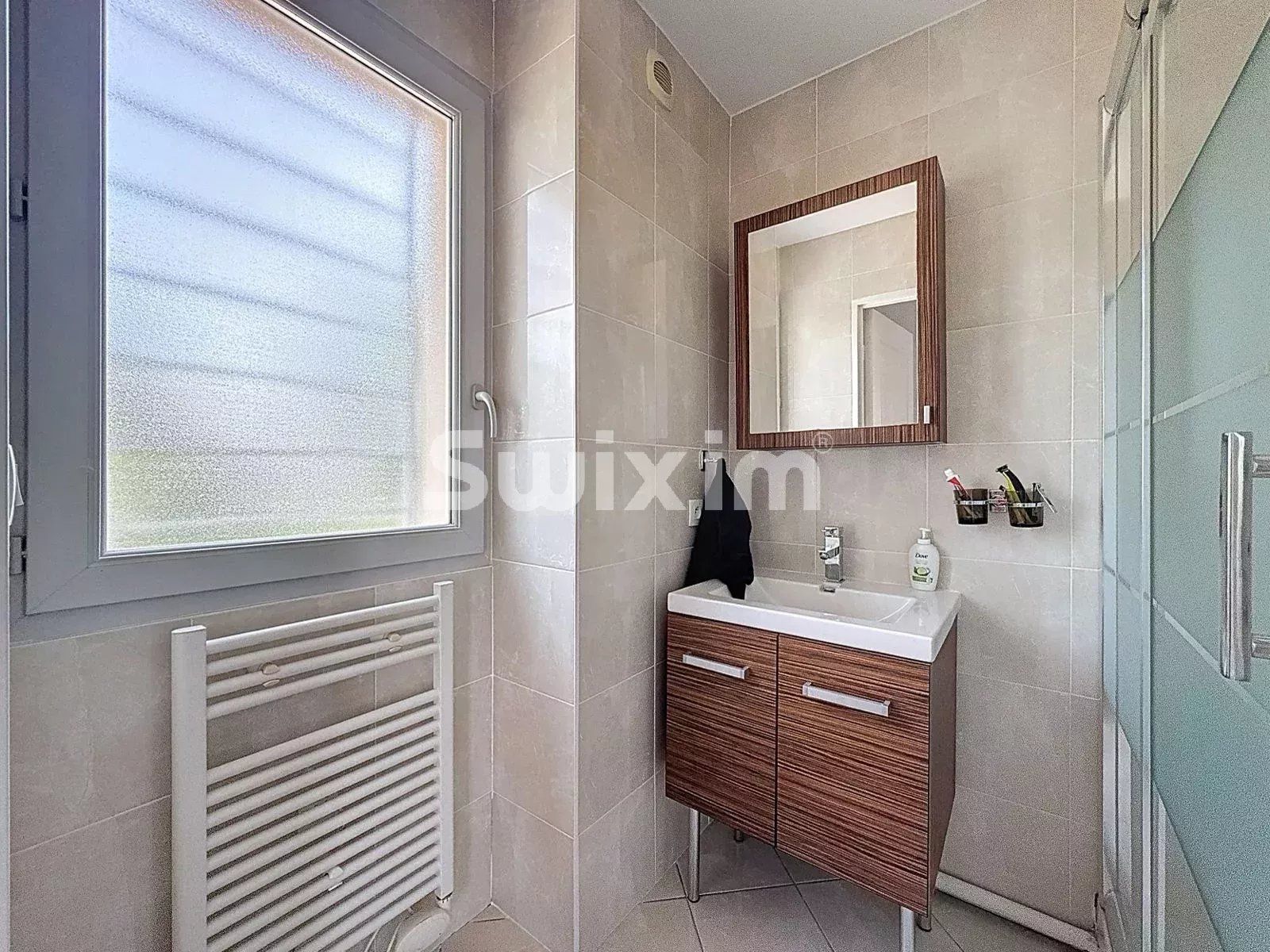 haus 5 Zimmer zur miete auf Prévessin-Moëns (01280)