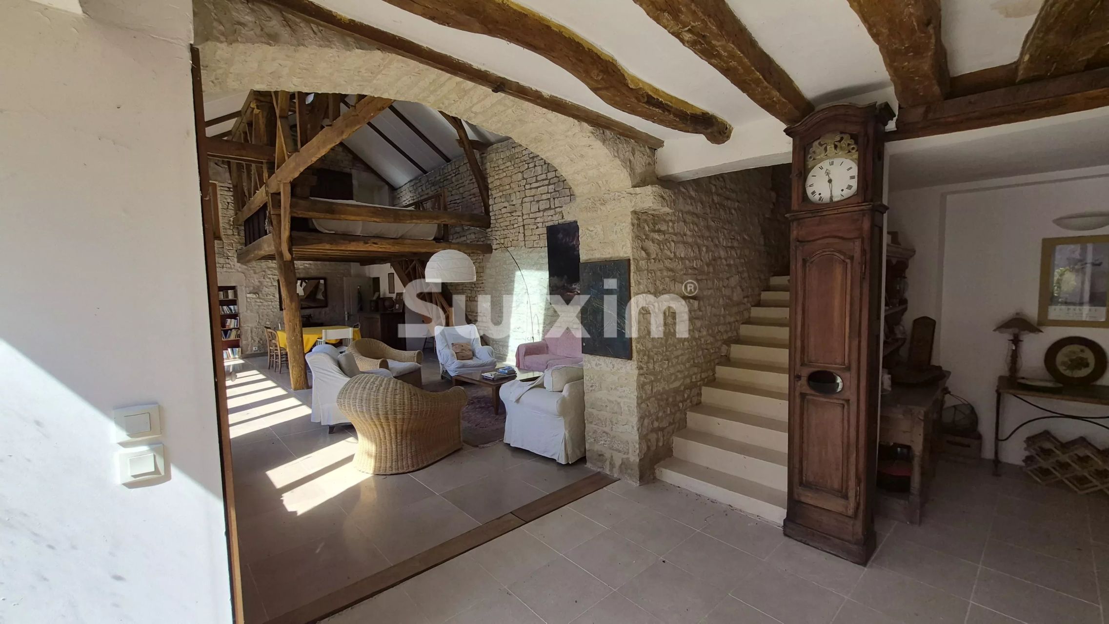 casa 11 Quartos para venda sobre Noyers (89310)