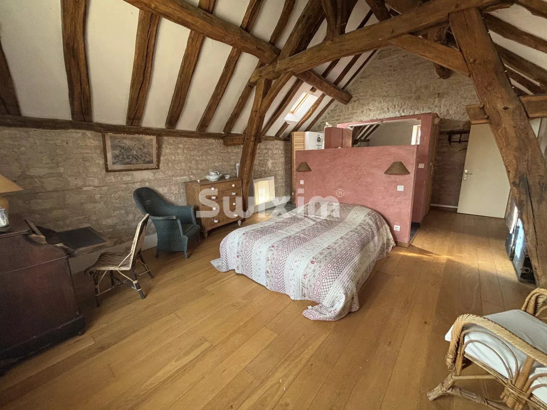 maison 11 Pièces en vente sur Noyers (89310)