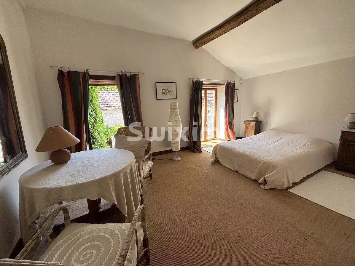 maison 11 Pièces en vente sur Noyers (89310)