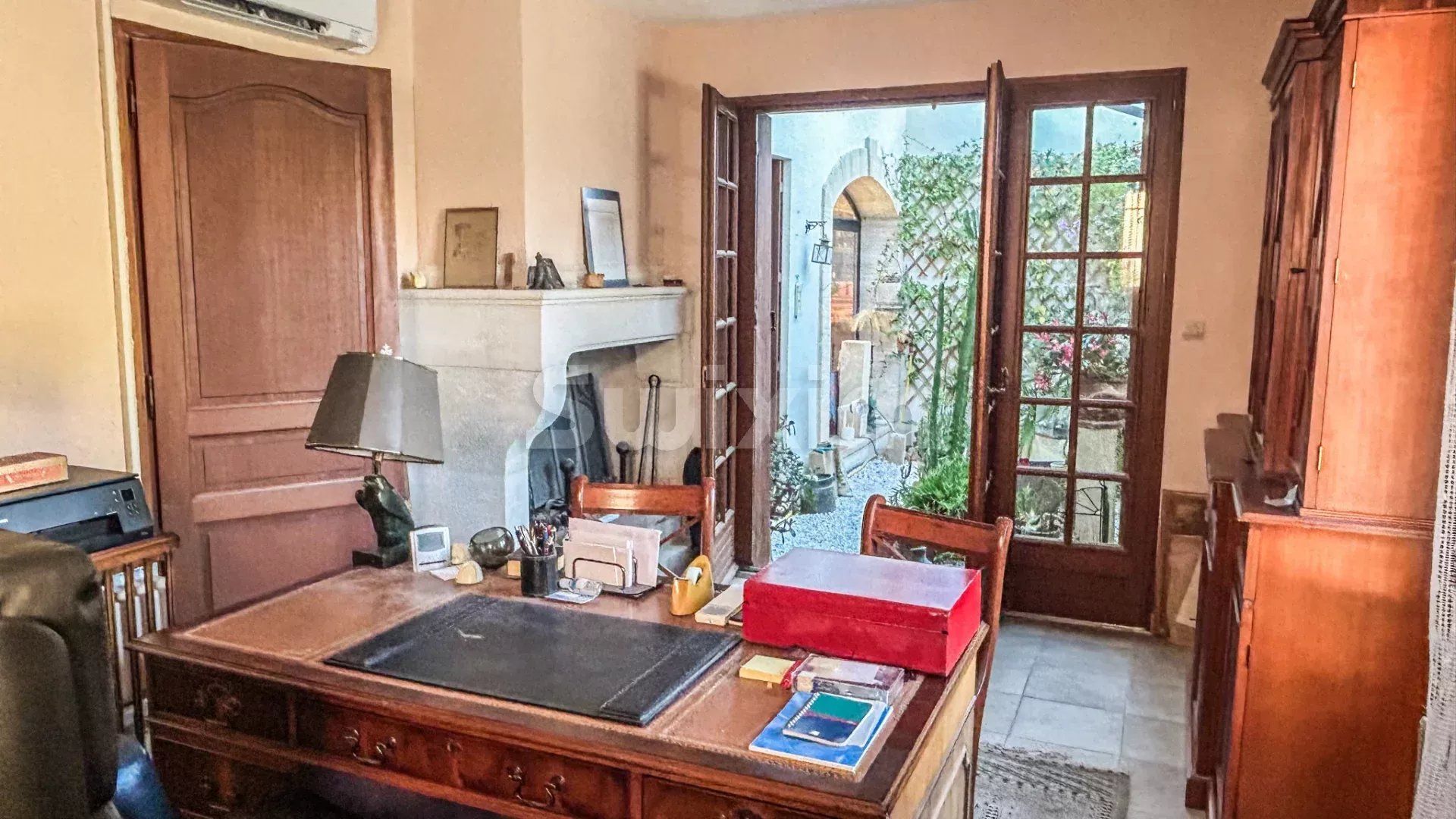villa 5 Rooms for sale on Uzès (30700)