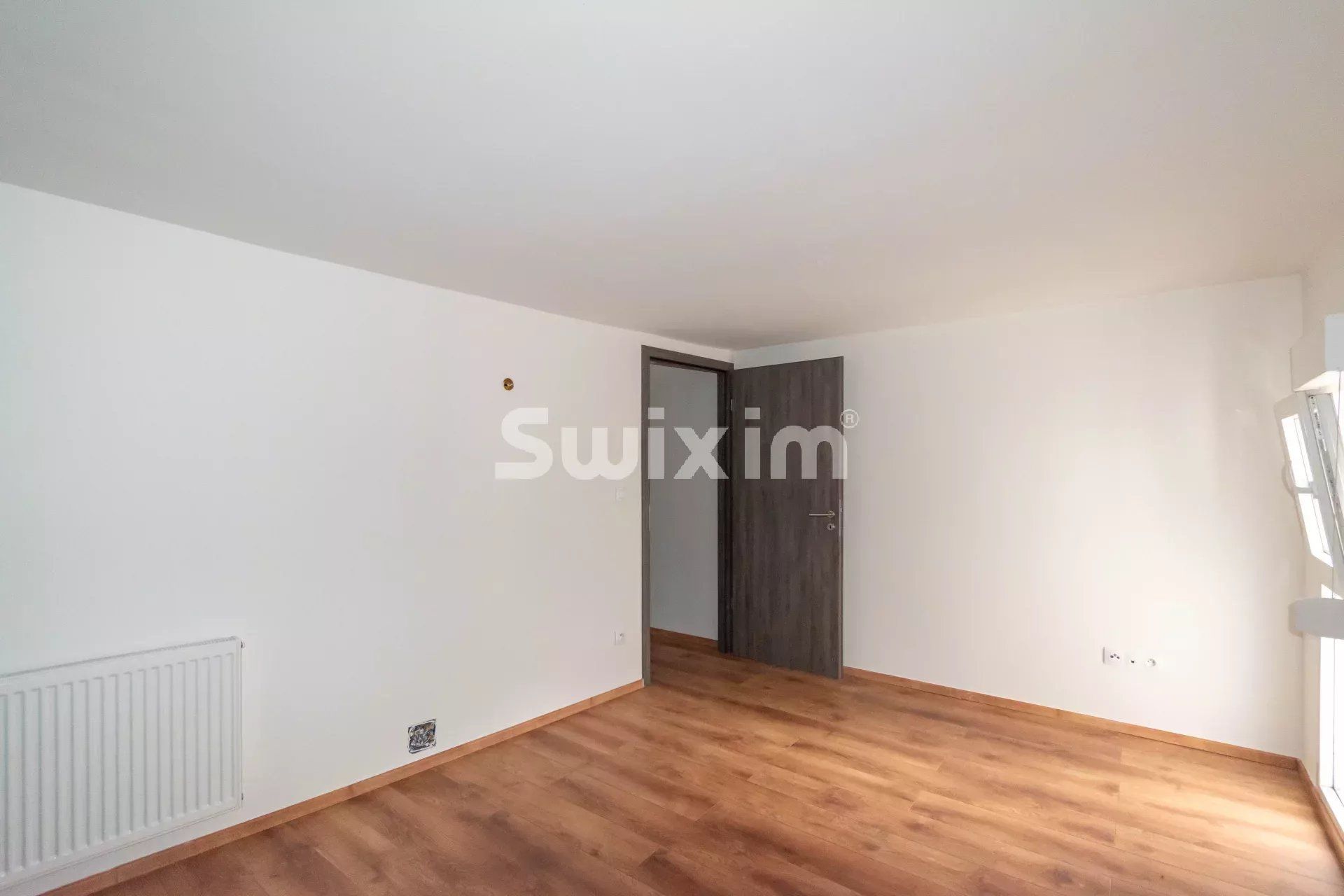 apartment 3 Rooms for sale on Bischheim (67800)