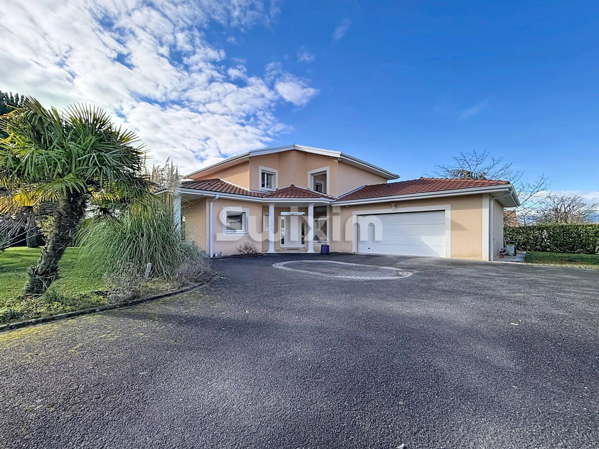 casa 5 Camere in vendita su Messery (74140)