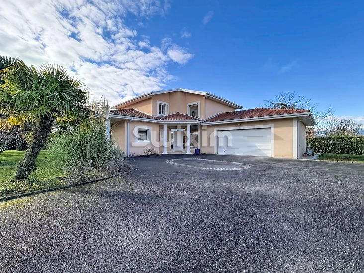 Vendita Casa Messery 5&nbsp;Camere 215&nbsp;m²