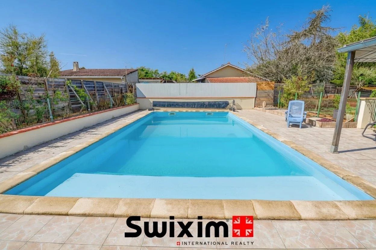 casa 7 Camere in vendita su Landiras (33720)