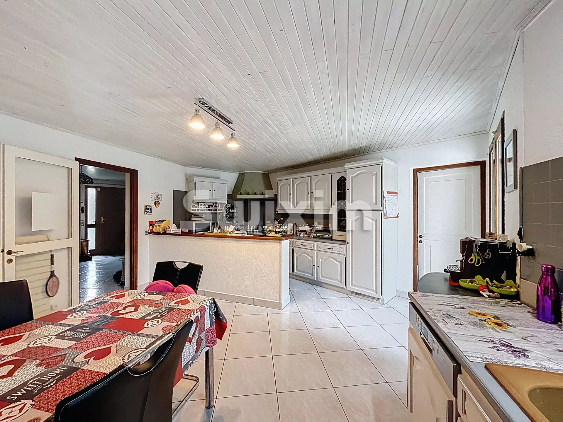 maison 11 Pièces en vente sur Ornex (01210)