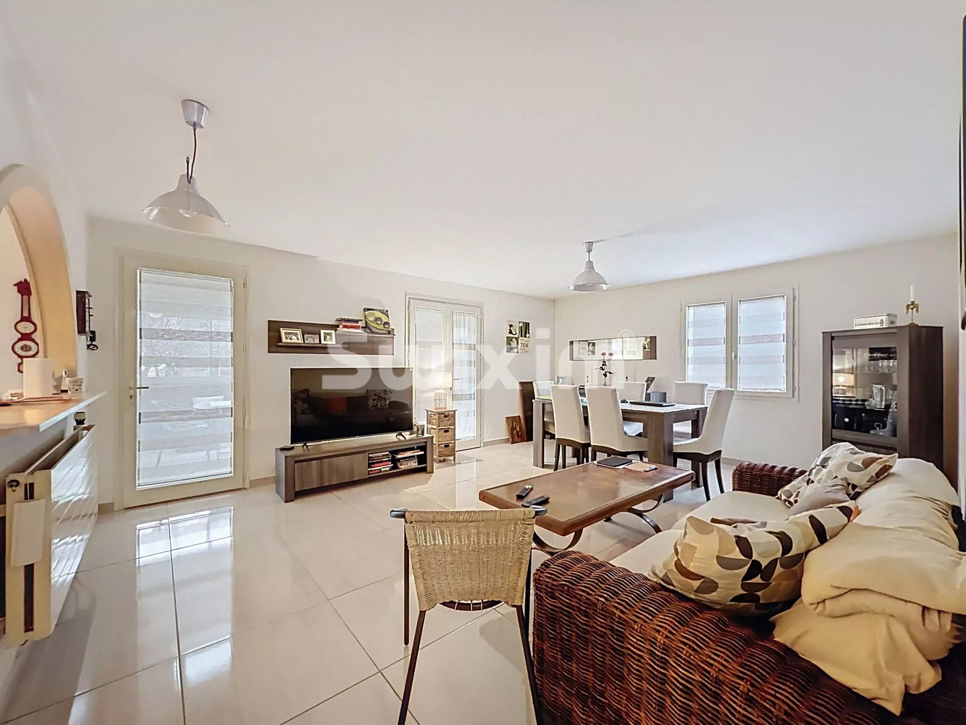 maison 11 Pièces en vente sur Ornex (01210)