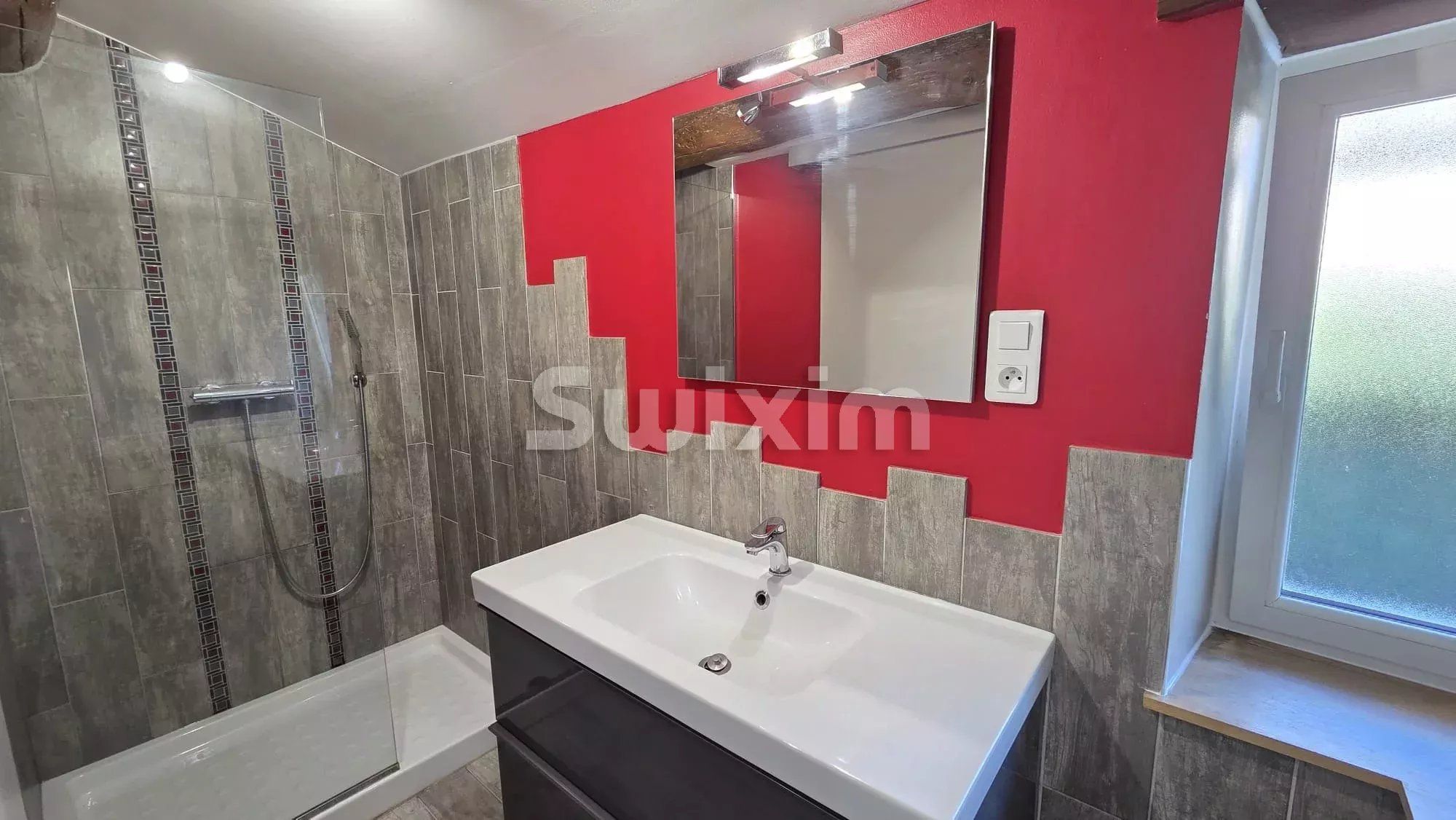 casa 3 Camere in vendita su Caderousse (84860)