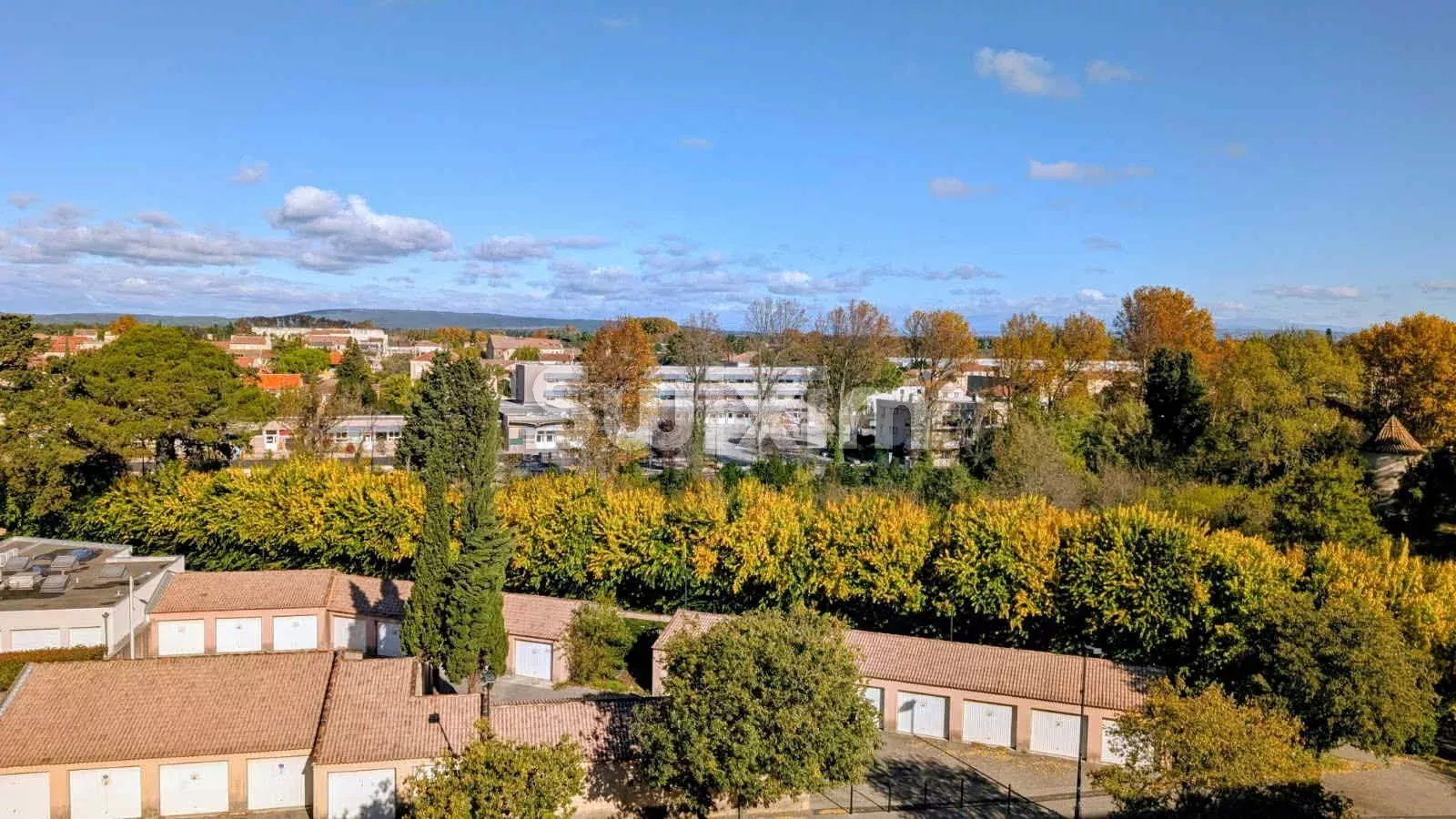 apartment 3 Rooms for sale on Orange (84100)