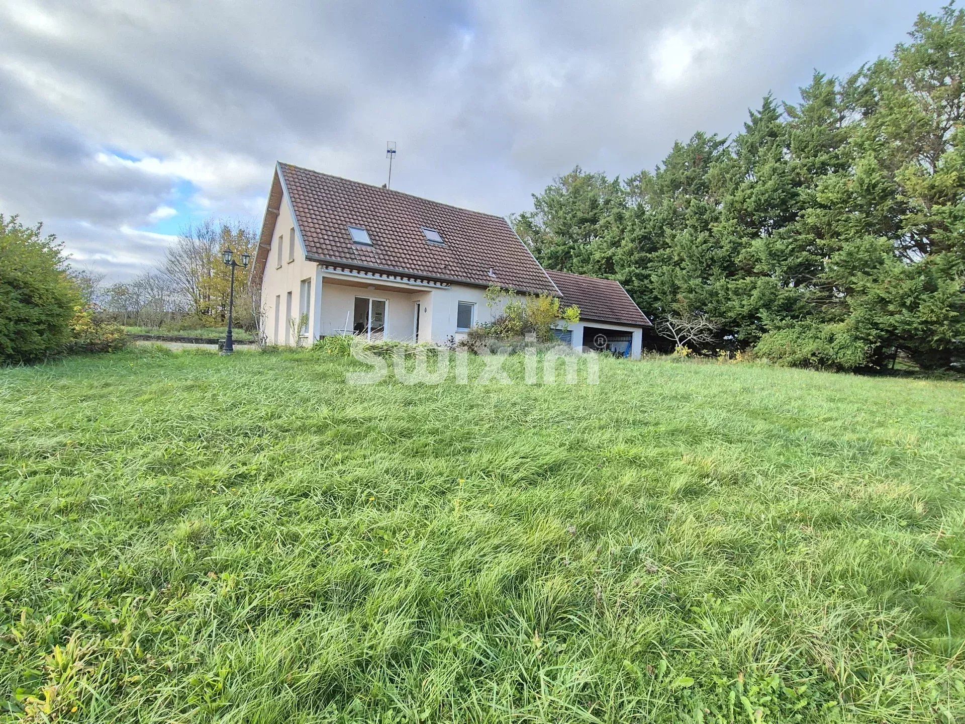 Sale House Malange 6&nbsp;Rooms 118&nbsp;m²