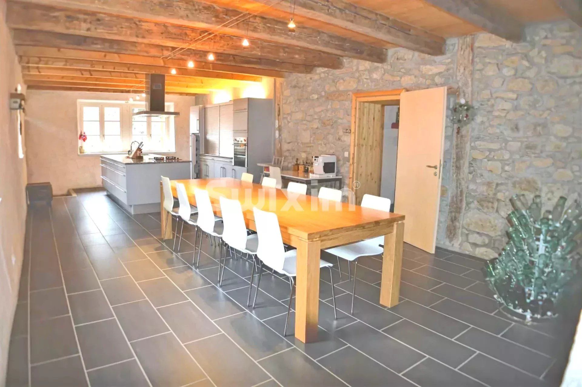 house 6 Rooms for sale on Les Rousses (39220)