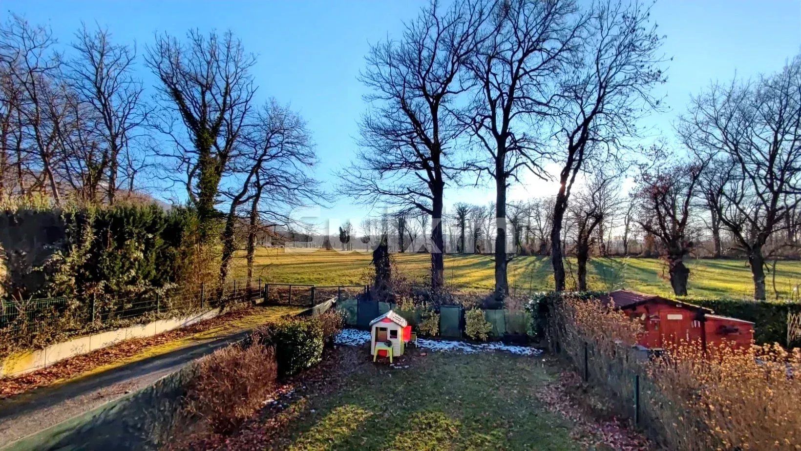 apartment 3 Rooms for sale on Neydens (74160)