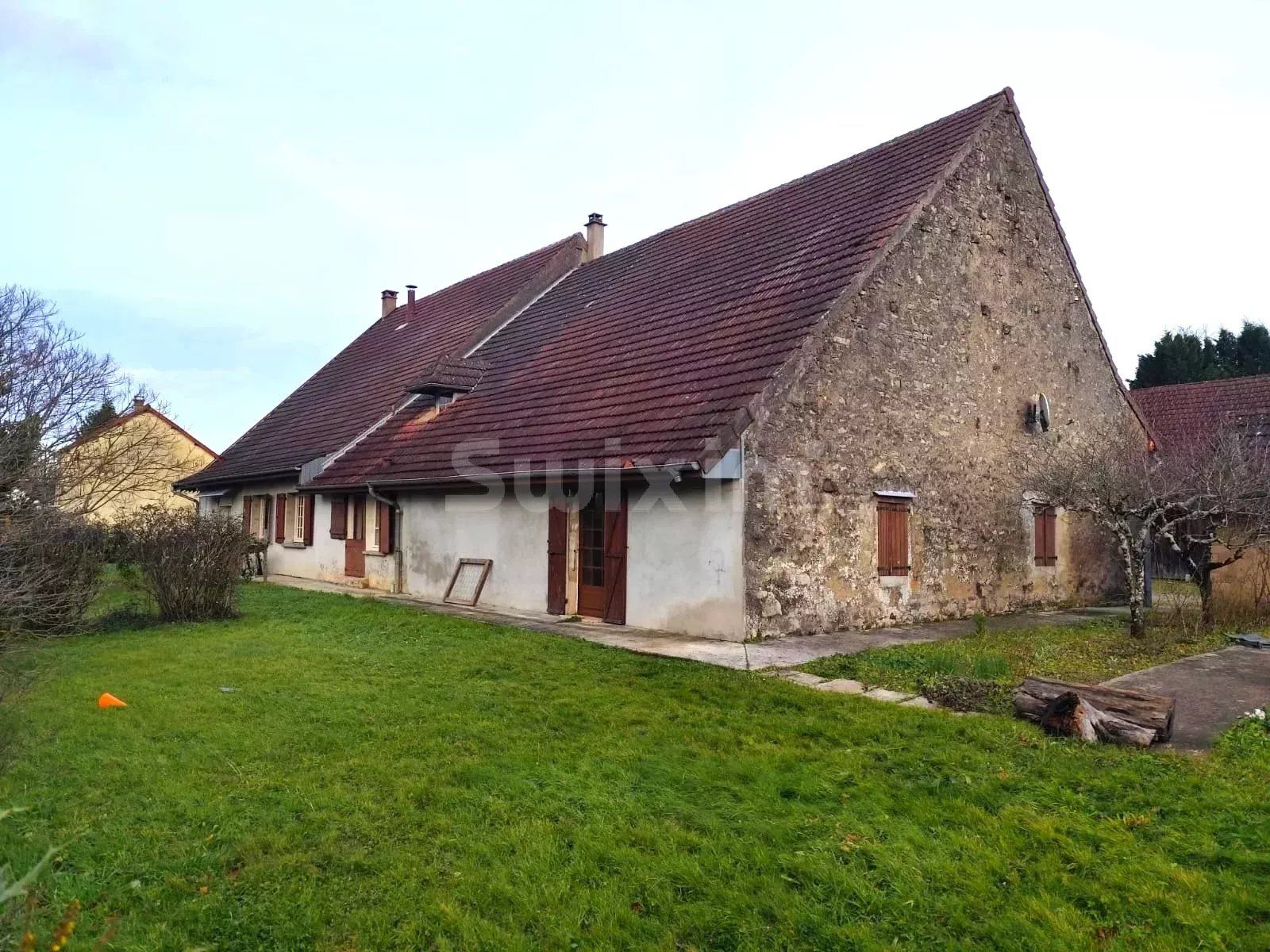 casa 8 Camere in vendita su Commenailles (39140)