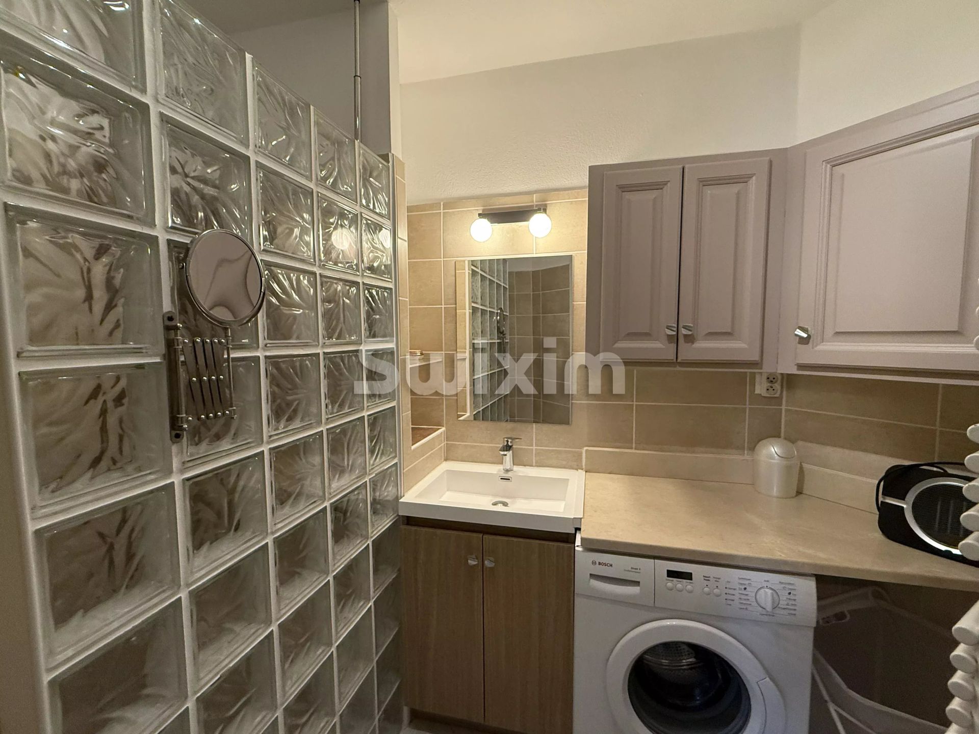 appartamento 3 Camere in affitto su Orange (84100)