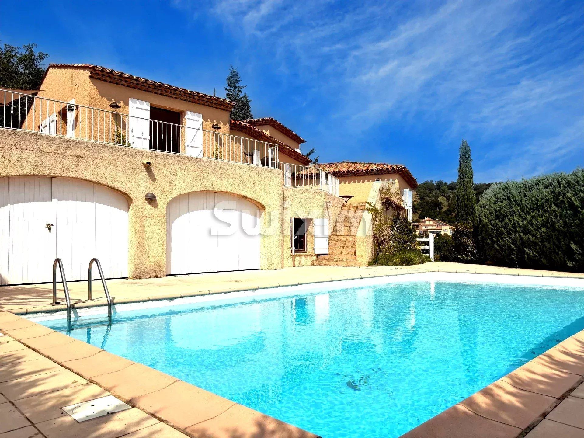 casa 6 Camere in vendita su Sainte-Maxime (83120)