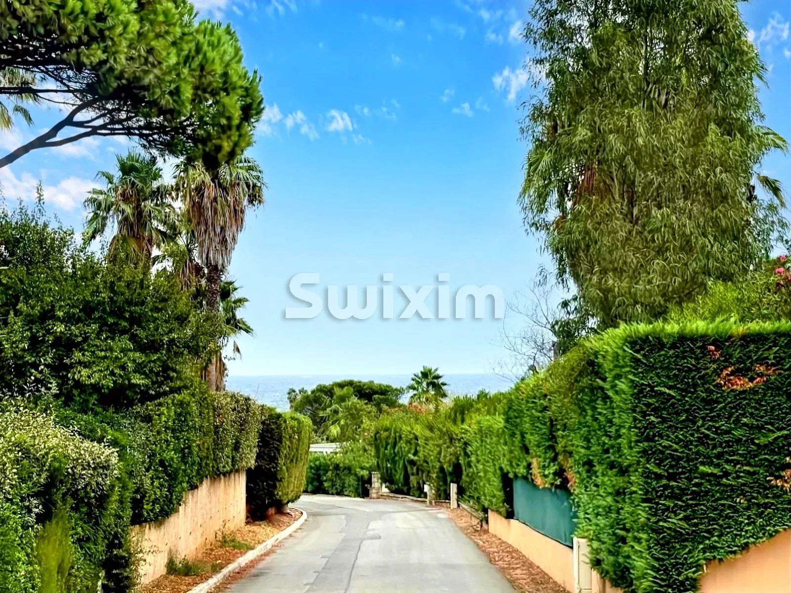 casa 5 Camere in vendita su Saint-Tropez (83990)