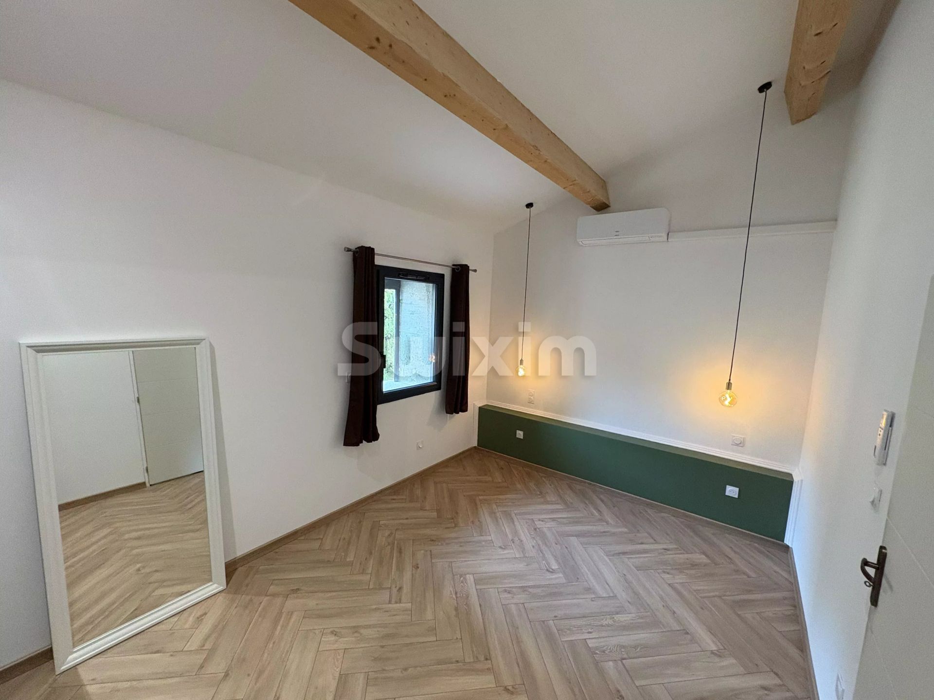 casa 5 Camere in vendita su Salles-sous-Bois (26770)