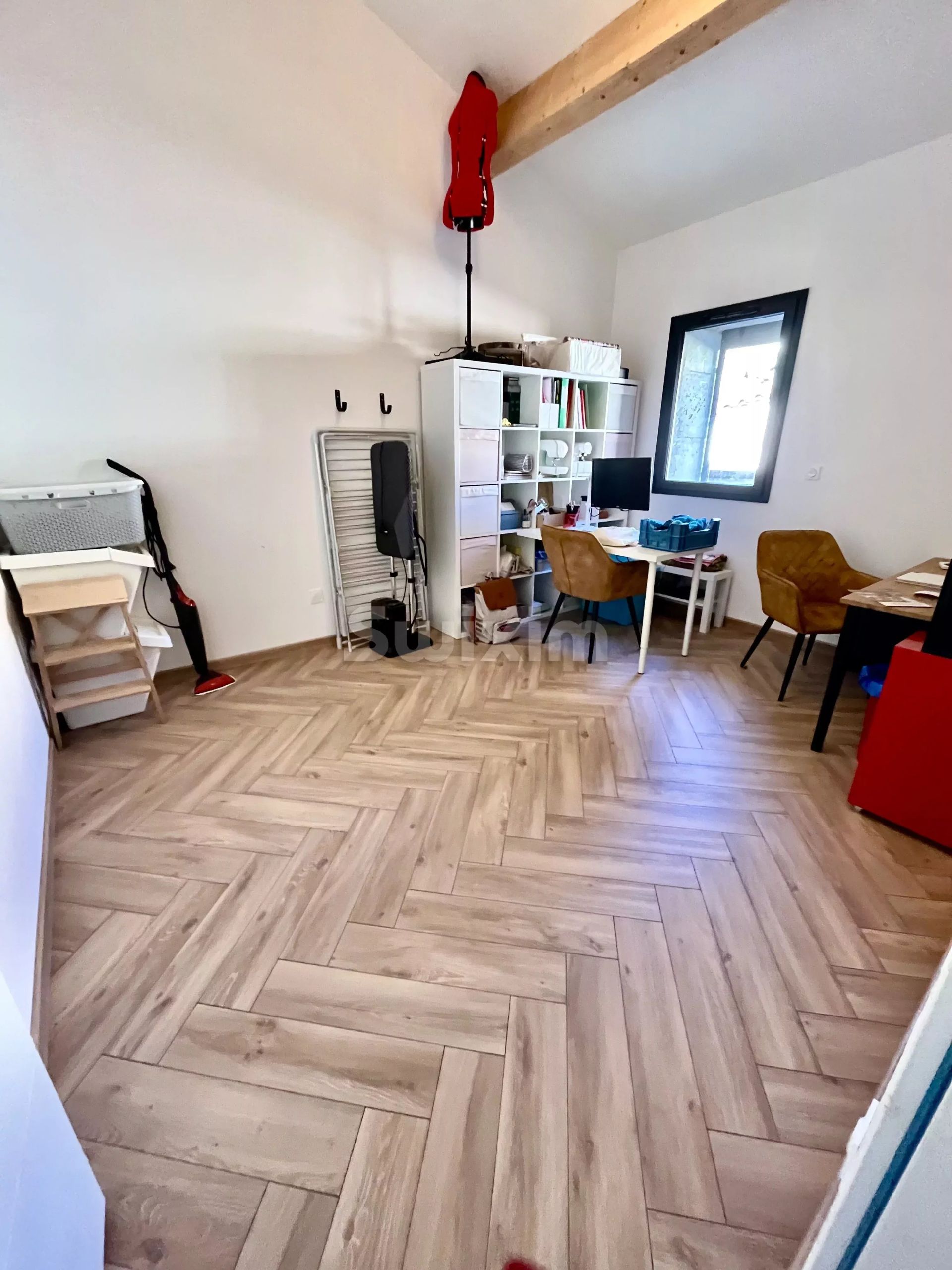 casa 5 Camere in vendita su Salles-sous-Bois (26770)