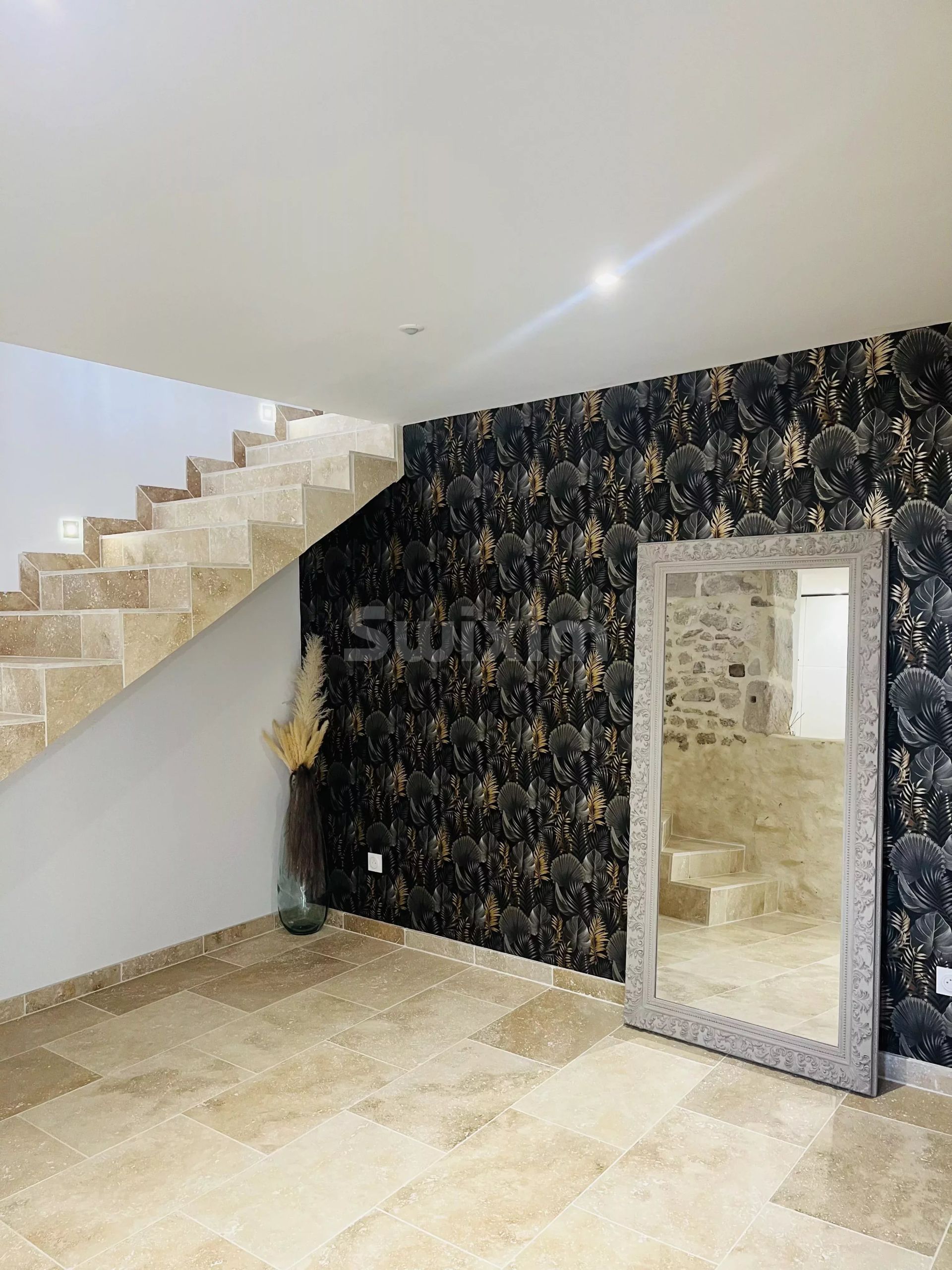 casa 5 Camere in vendita su Salles-sous-Bois (26770)