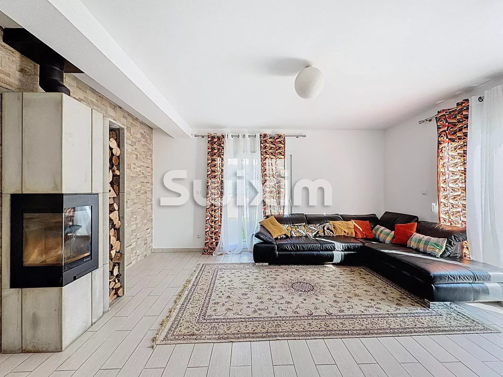 casa 5 Salas en venta en Saint-Genis-Pouilly (01630)