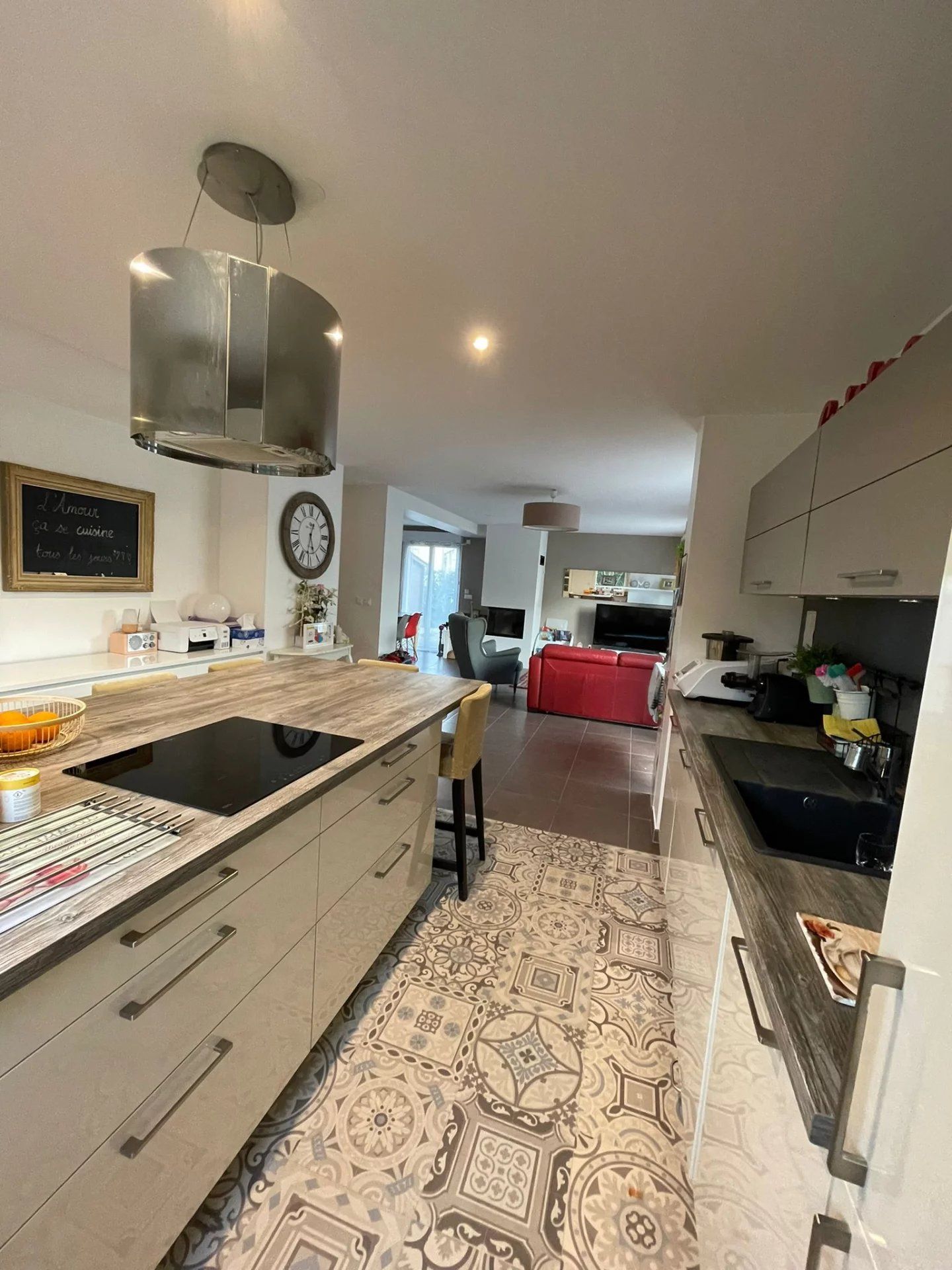 casa 4 Quartos para aluguer sobre Saint-Genis-Pouilly (01630)