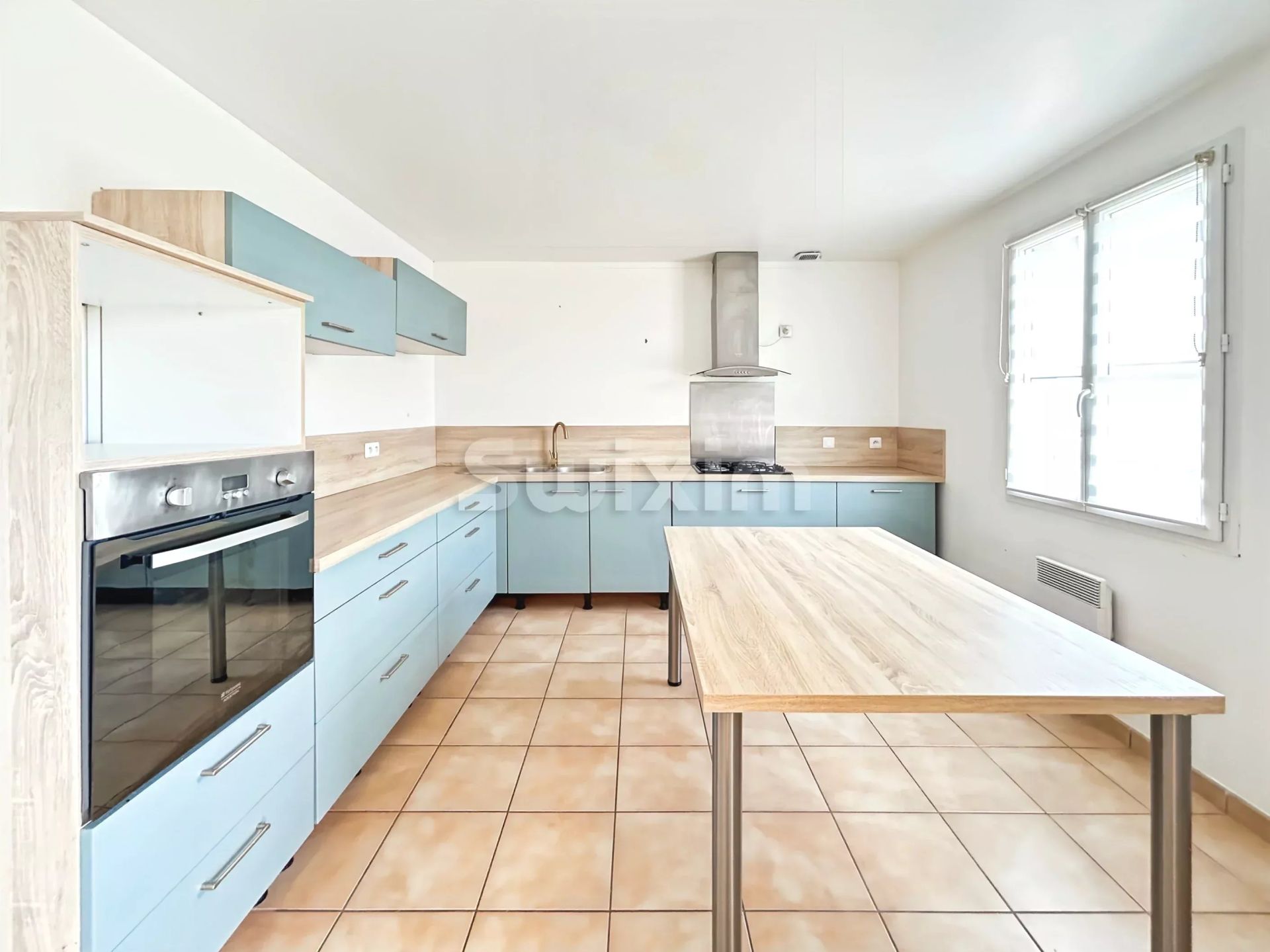 casa 4 Quartos para venda sobre Pierrelatte (26700)