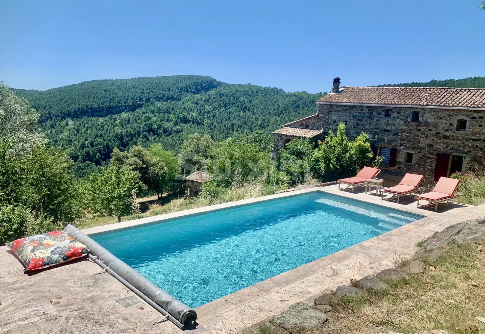 mas 7 Rooms for sale on Portes (30530)