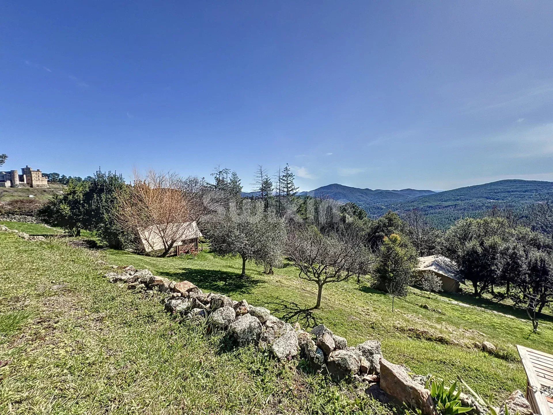 mas 7 Rooms for sale on Portes (30530)