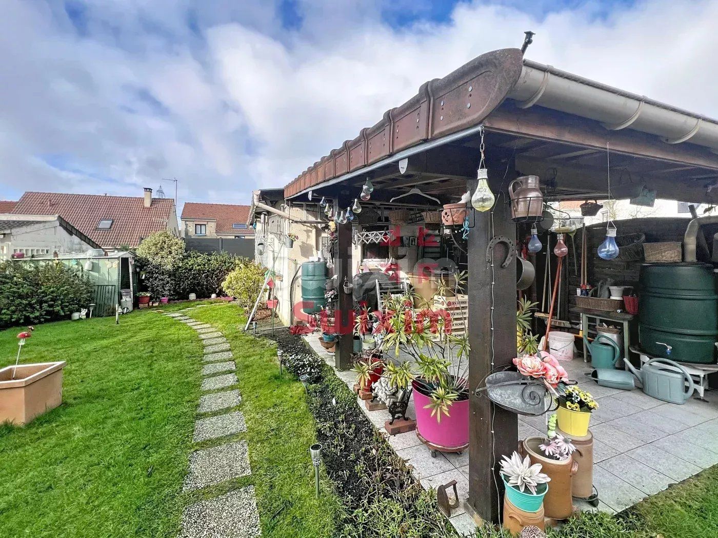 casa 5 Salas en venta en Gagny (93220)