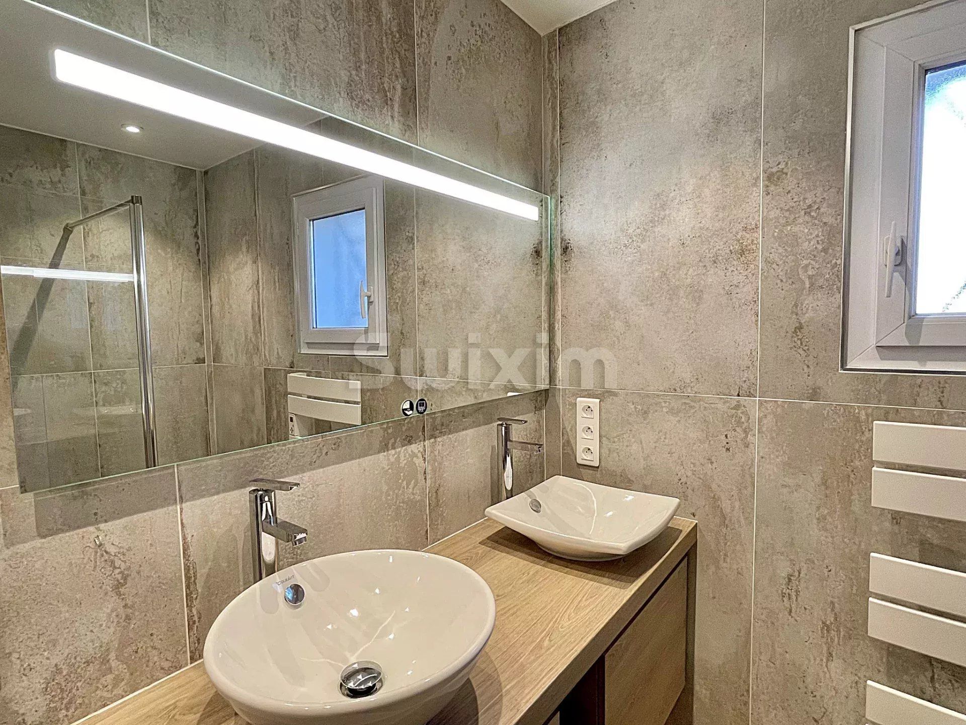 casa 5 Salas en venta en Alès (30100)