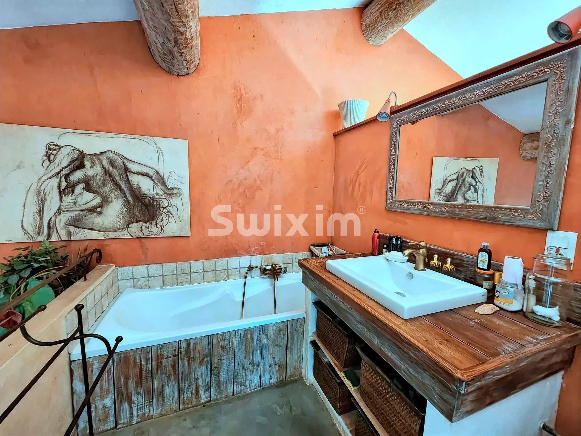 house 7 Rooms for sale on Les Arcs (83460)