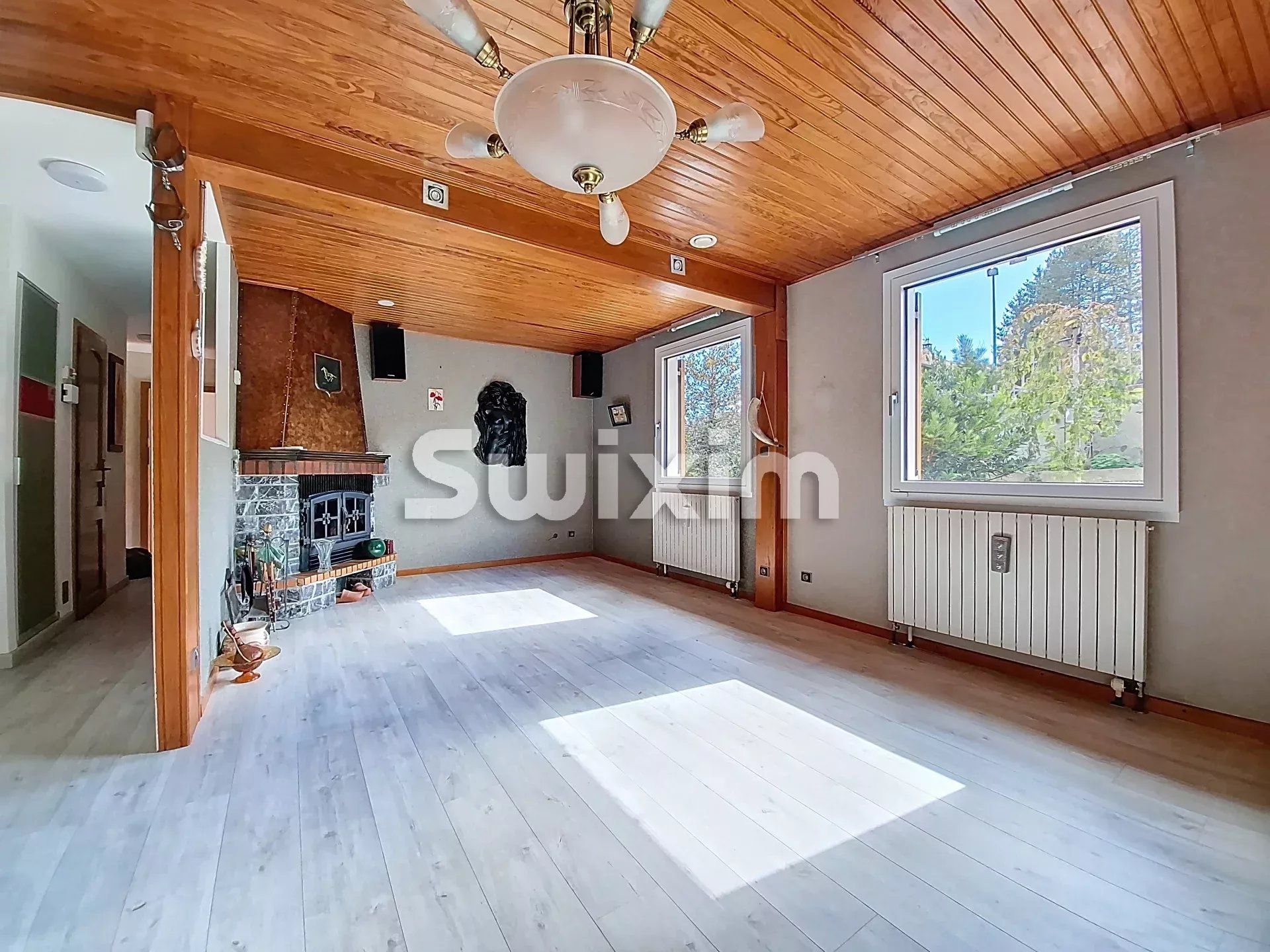 house 6 Rooms for sale on Valserhône (01200)