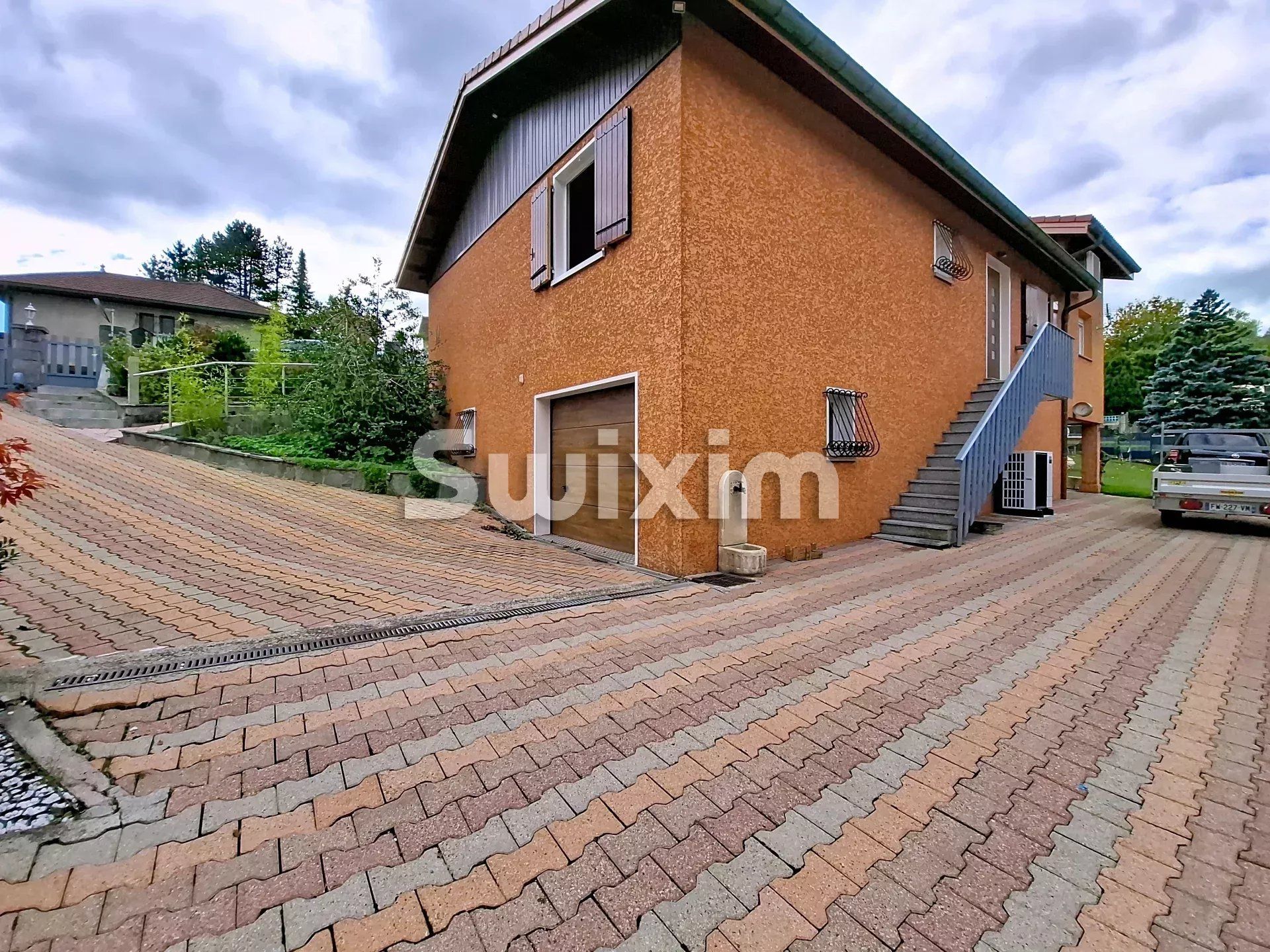 house 6 Rooms for sale on Valserhône (01200)